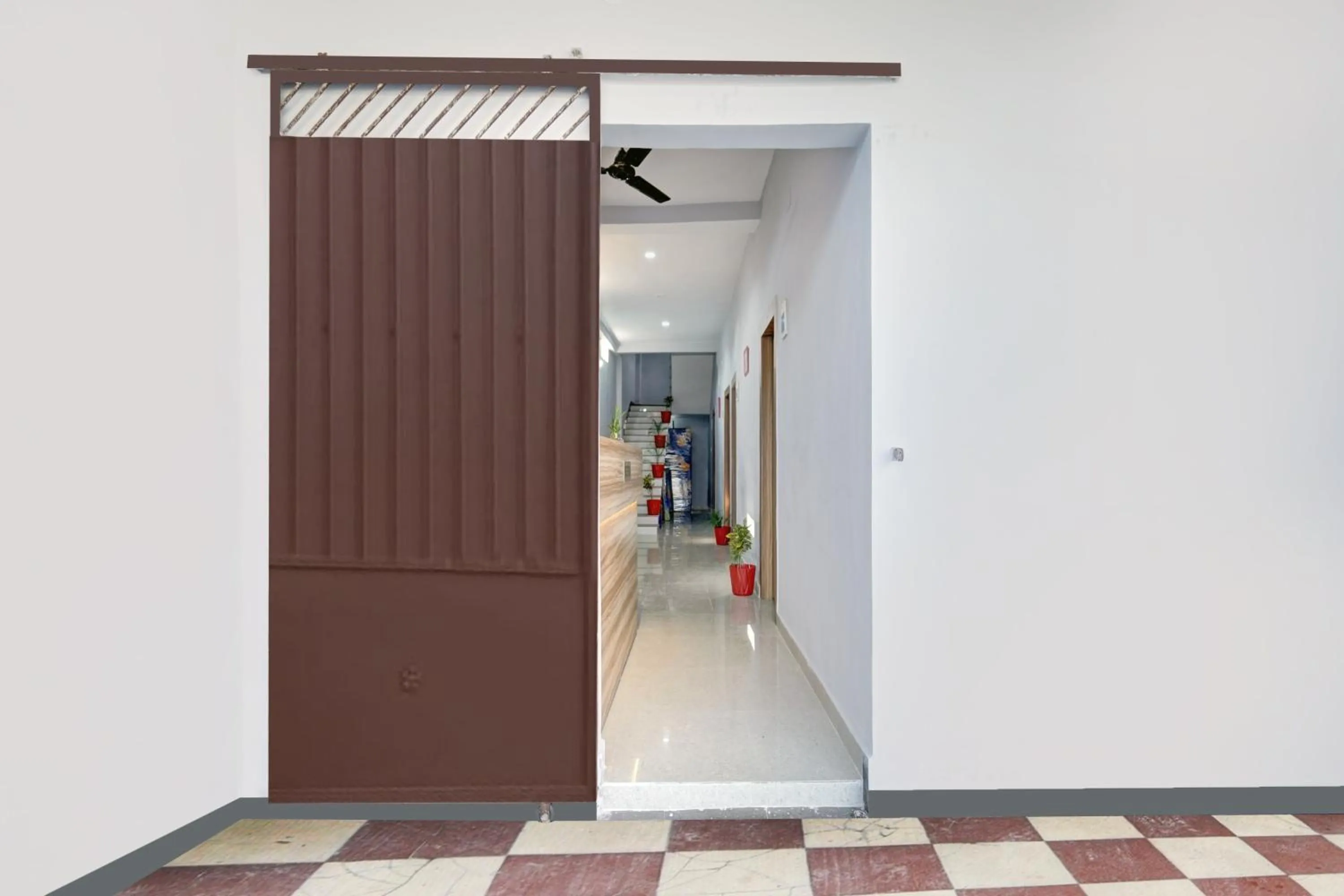 Facade/entrance in HOTEL O ROYAL GUEST HOUSE