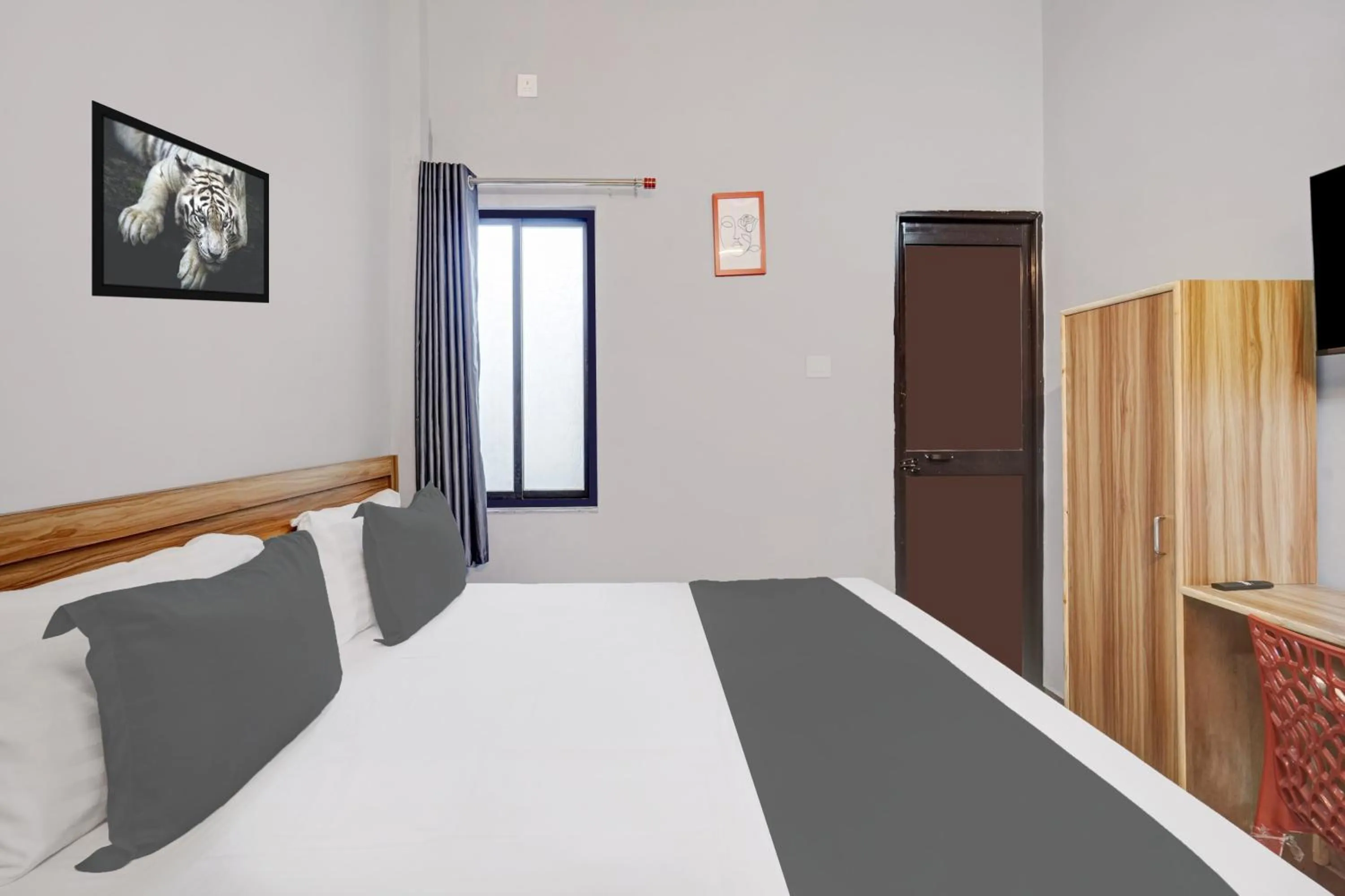 Bedroom in HOTEL O ROYAL GUEST HOUSE