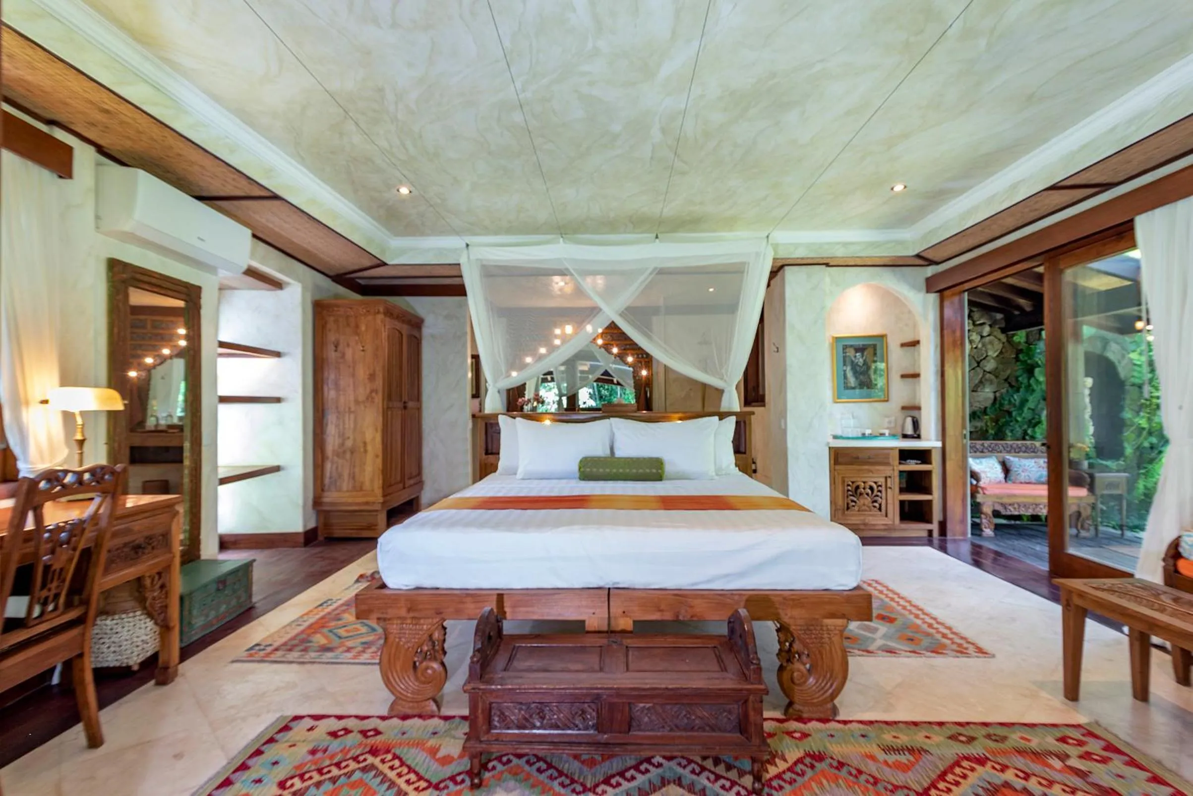 Bed in Lumina Wellness Retreat