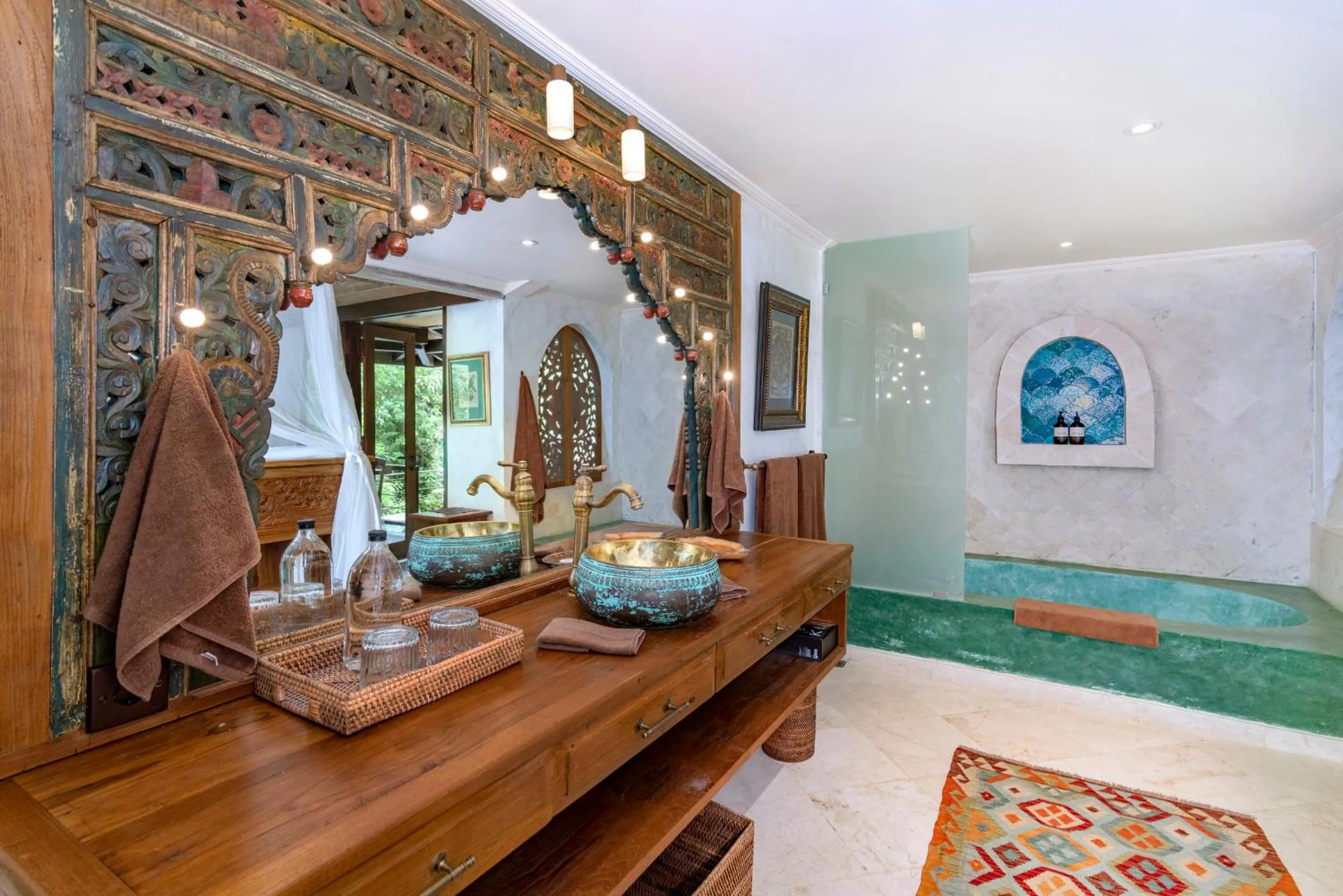 Toilet in Lumina Wellness Retreat