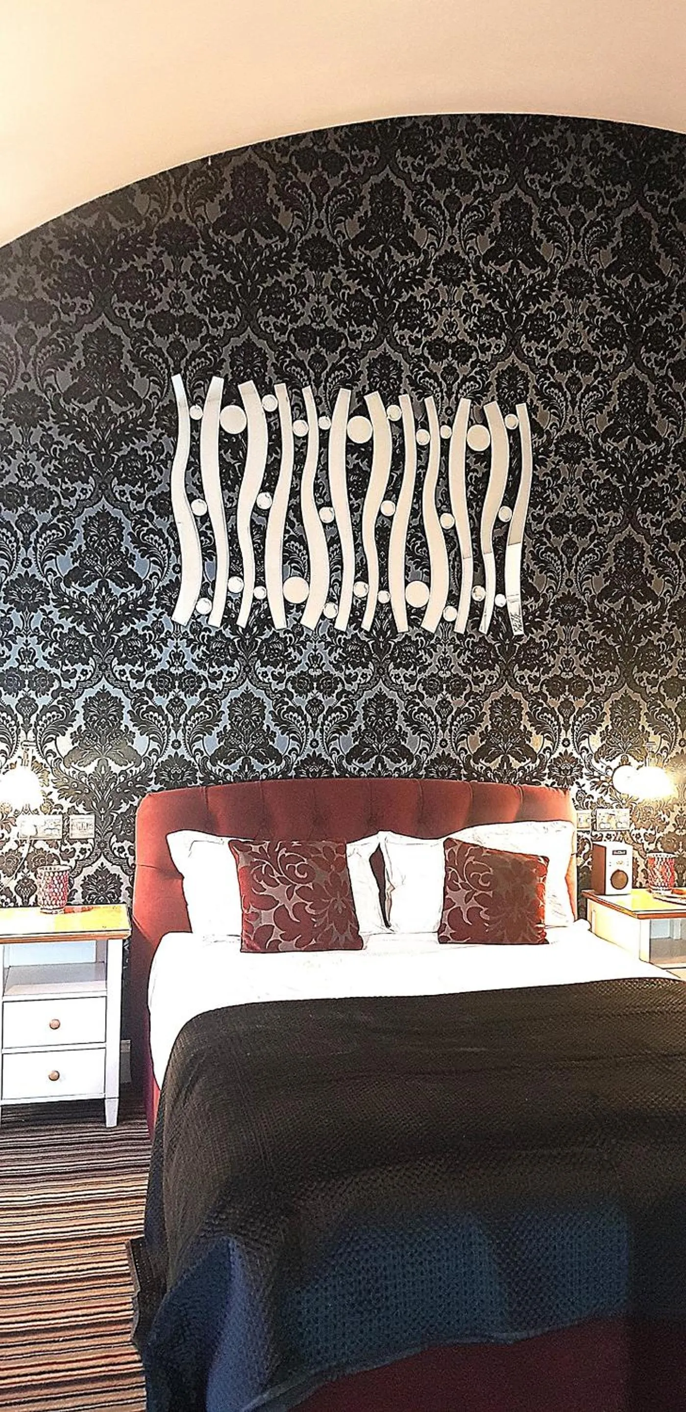 Bedroom, Bed in Burton Stone Inn