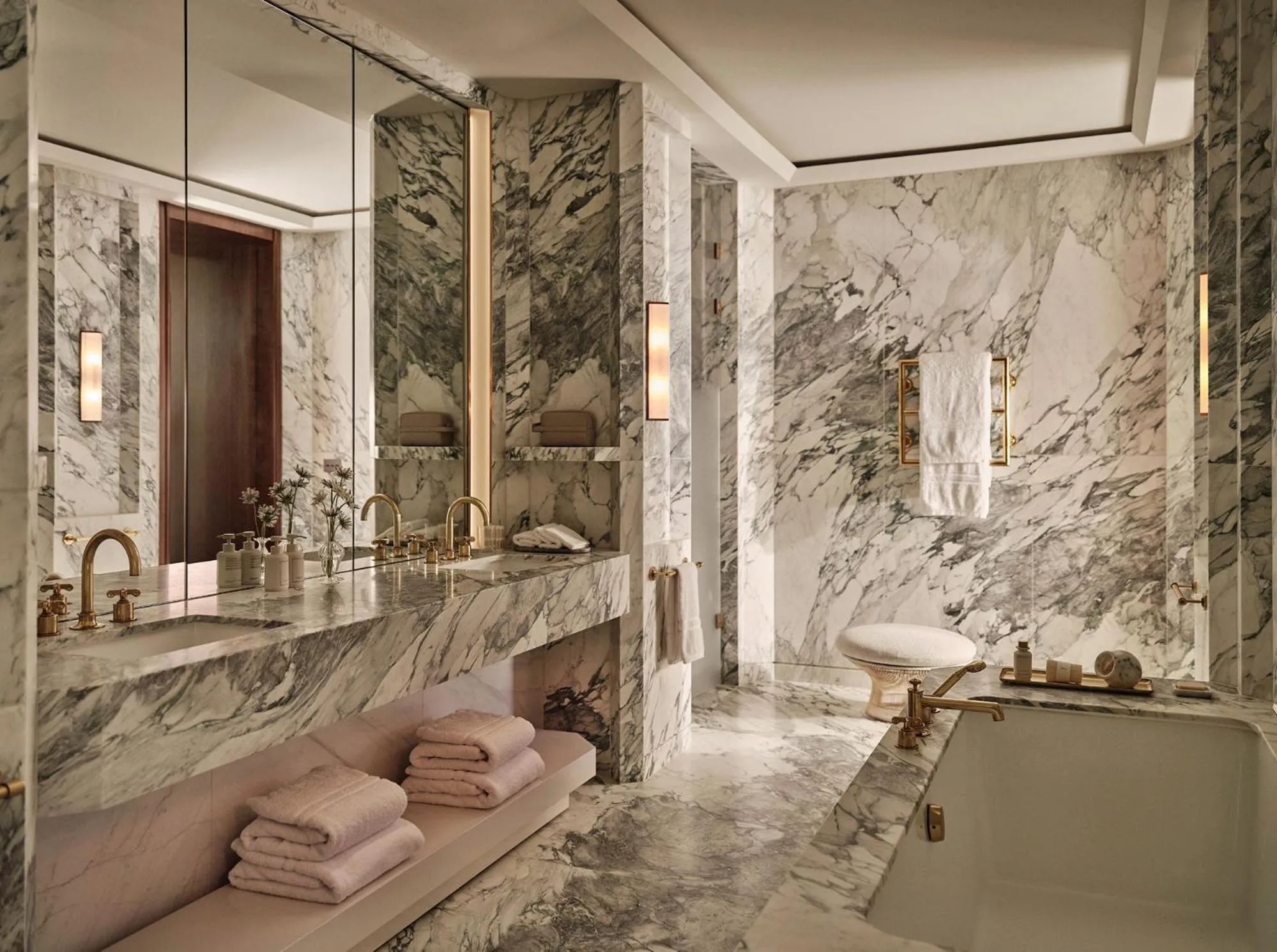 Bathroom in The Chancery Rosewood