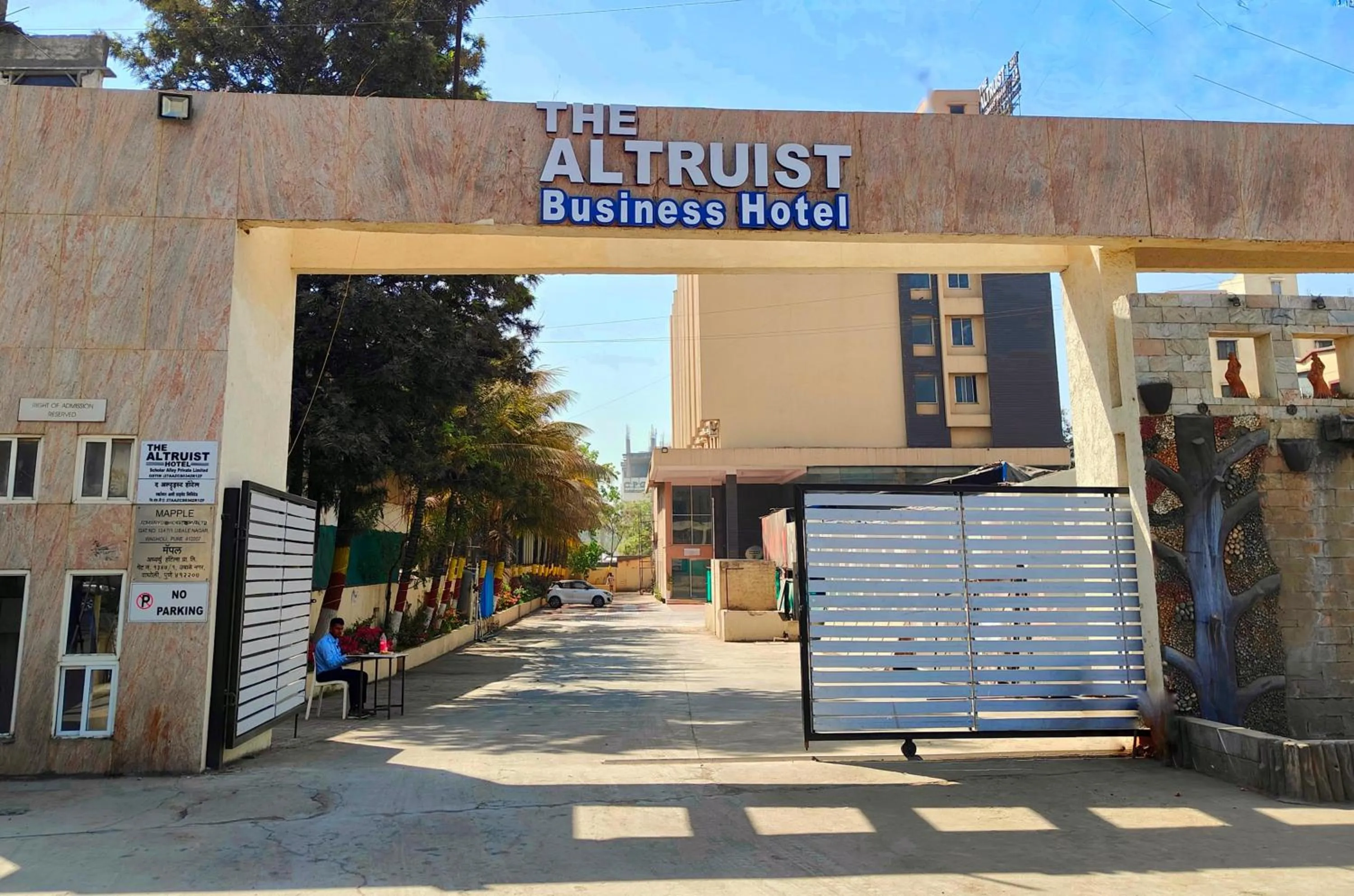 Facade/entrance in The Altruist Hotel Kharadi