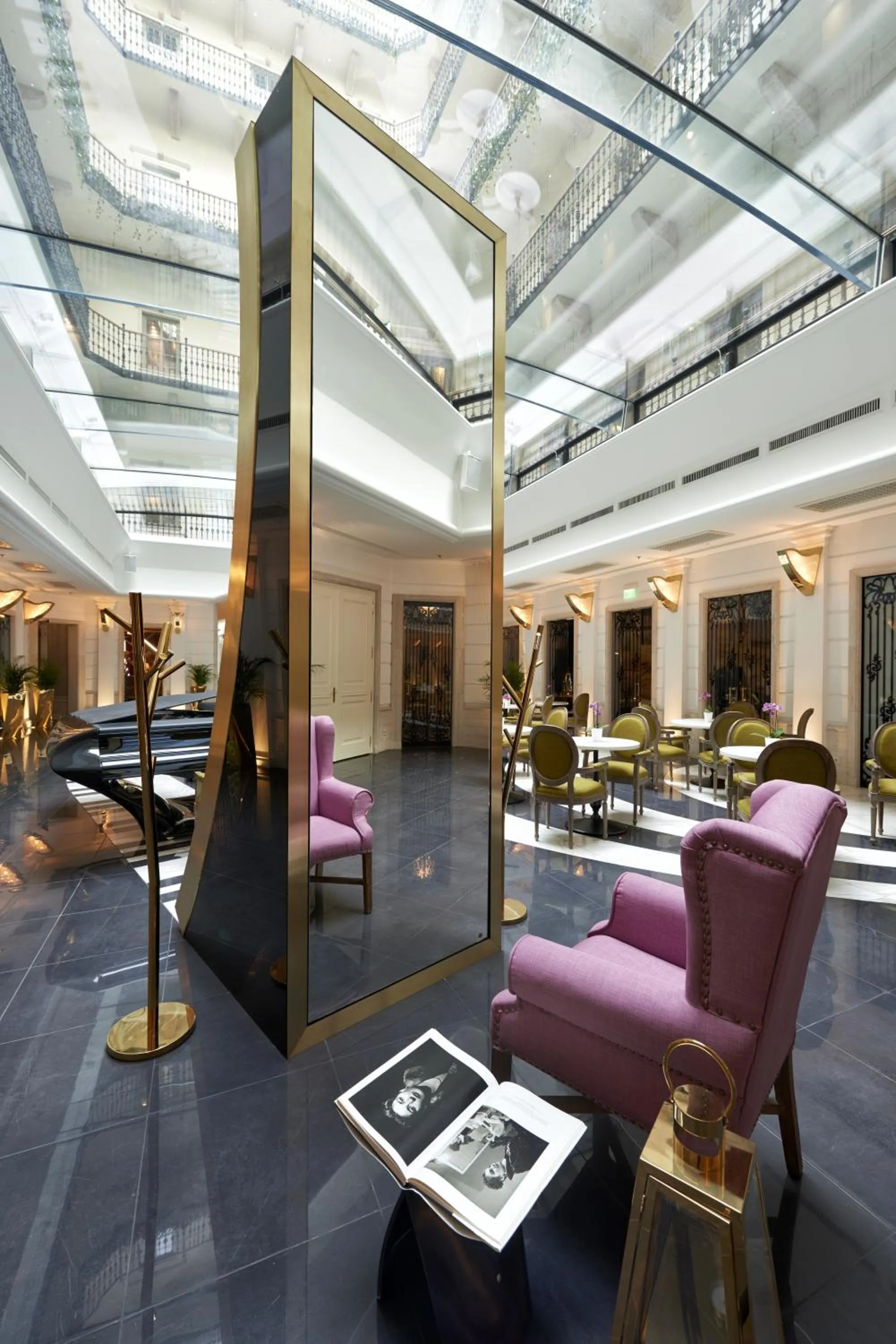 Restaurant/places to eat in Aria Hotel Budapest by Library Hotel Collection