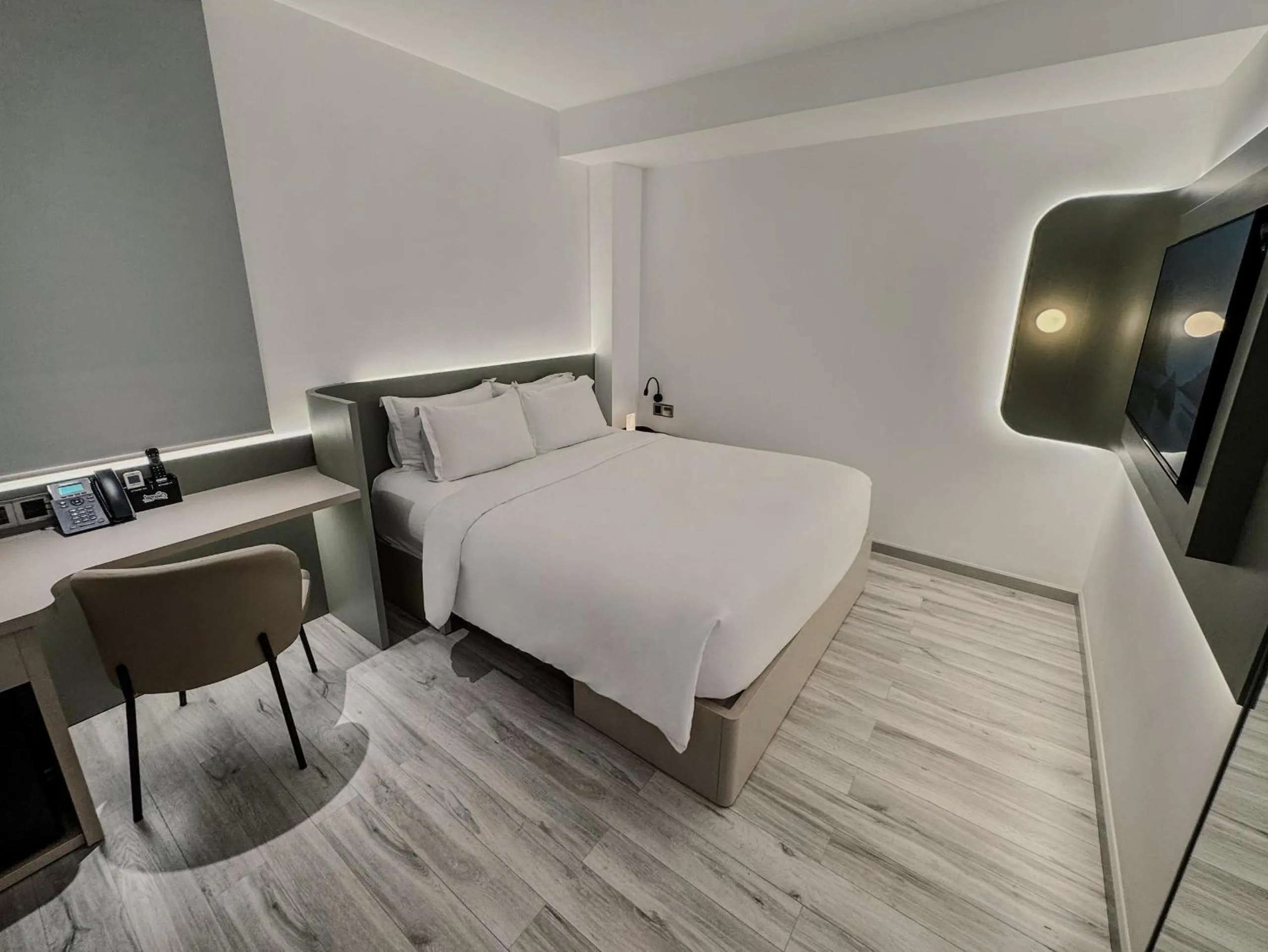 Bed in The Concept Hotel HCMC- Premium