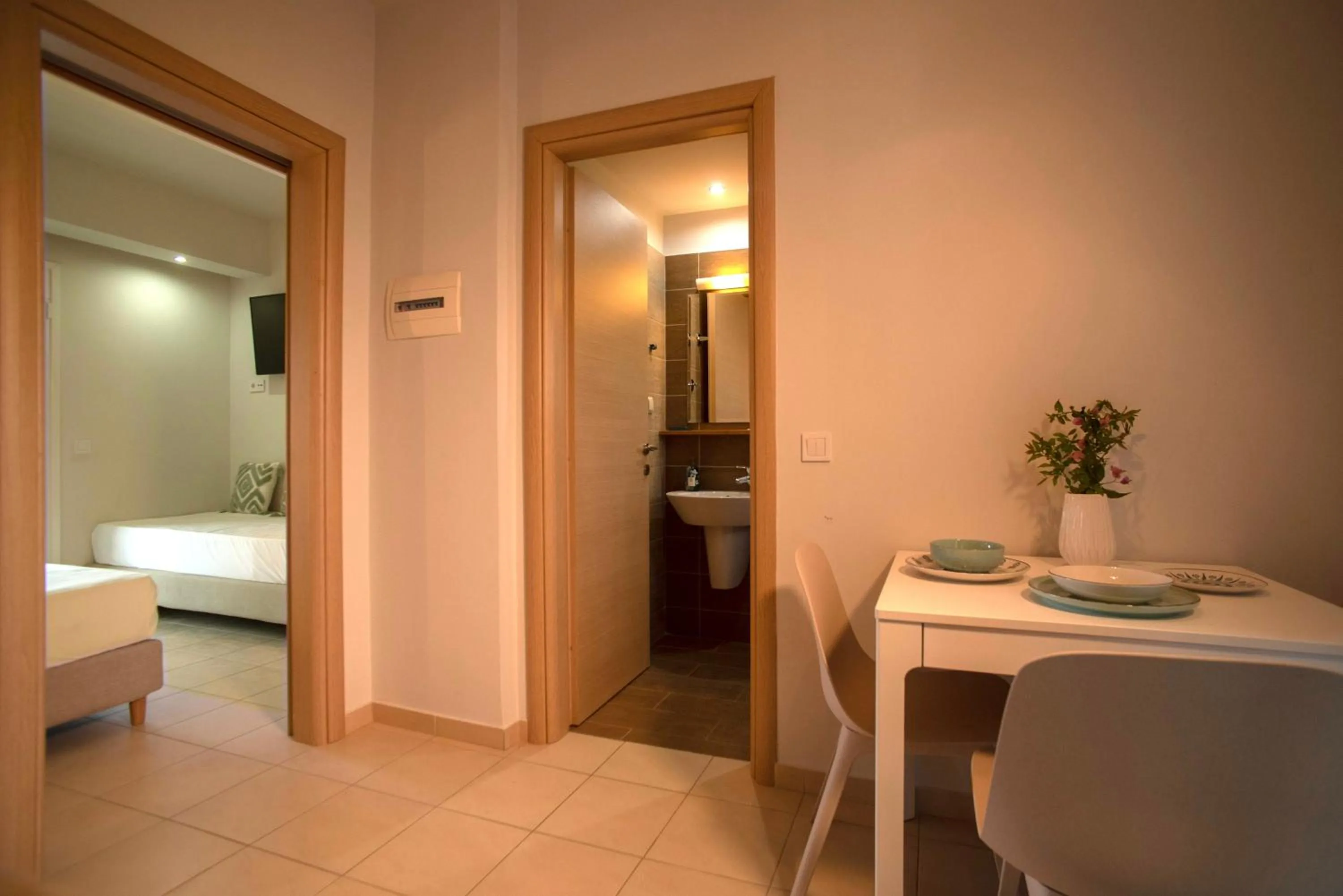 Photo of the whole room, Bed in Kanali Homes