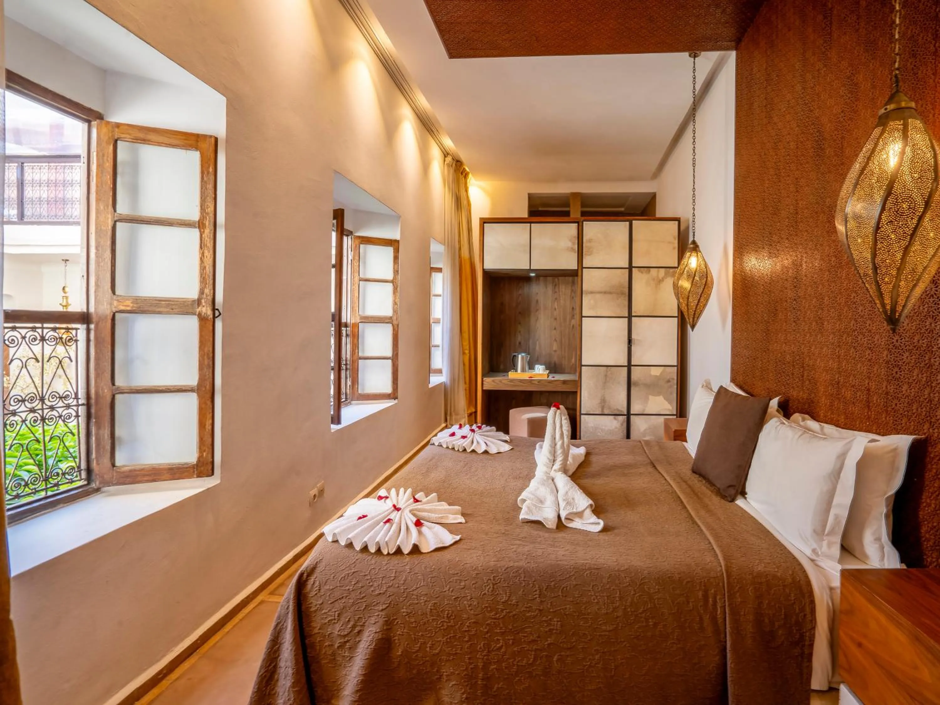 Bedroom, Bed in Riad Maialou & SPA