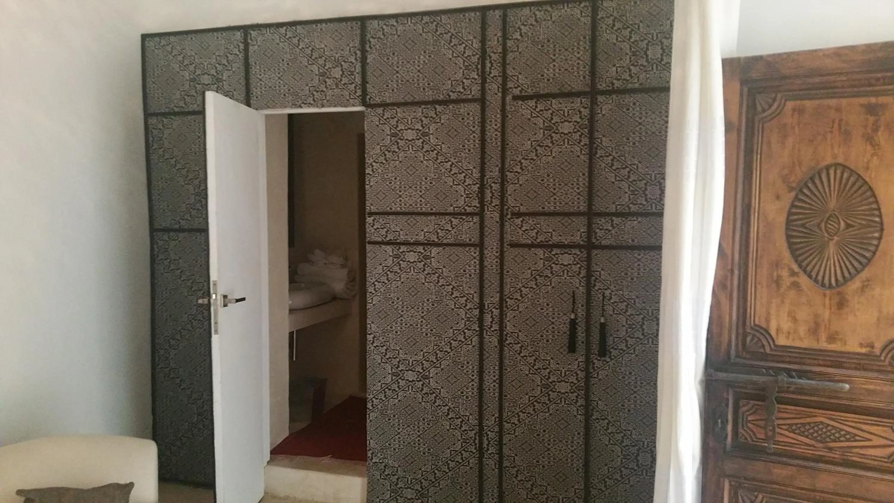 Bathroom in Riad Maialou & SPA