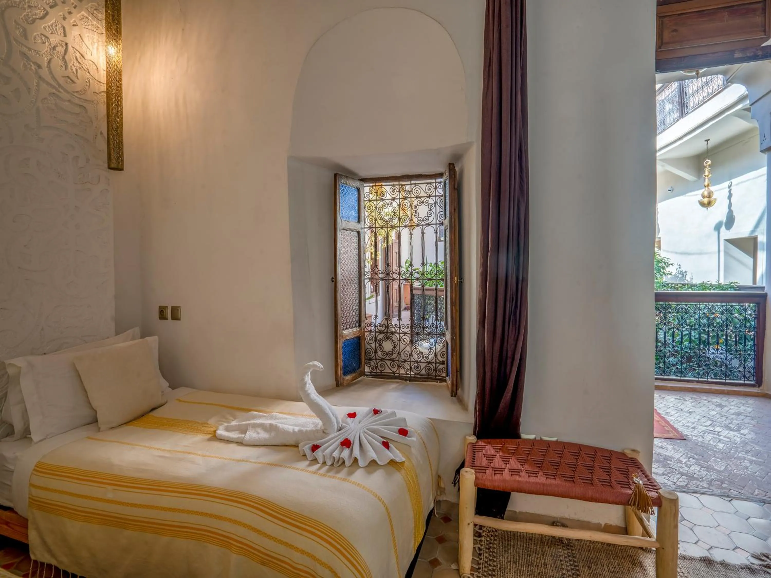 Bedroom, Bed in Riad Maialou & SPA