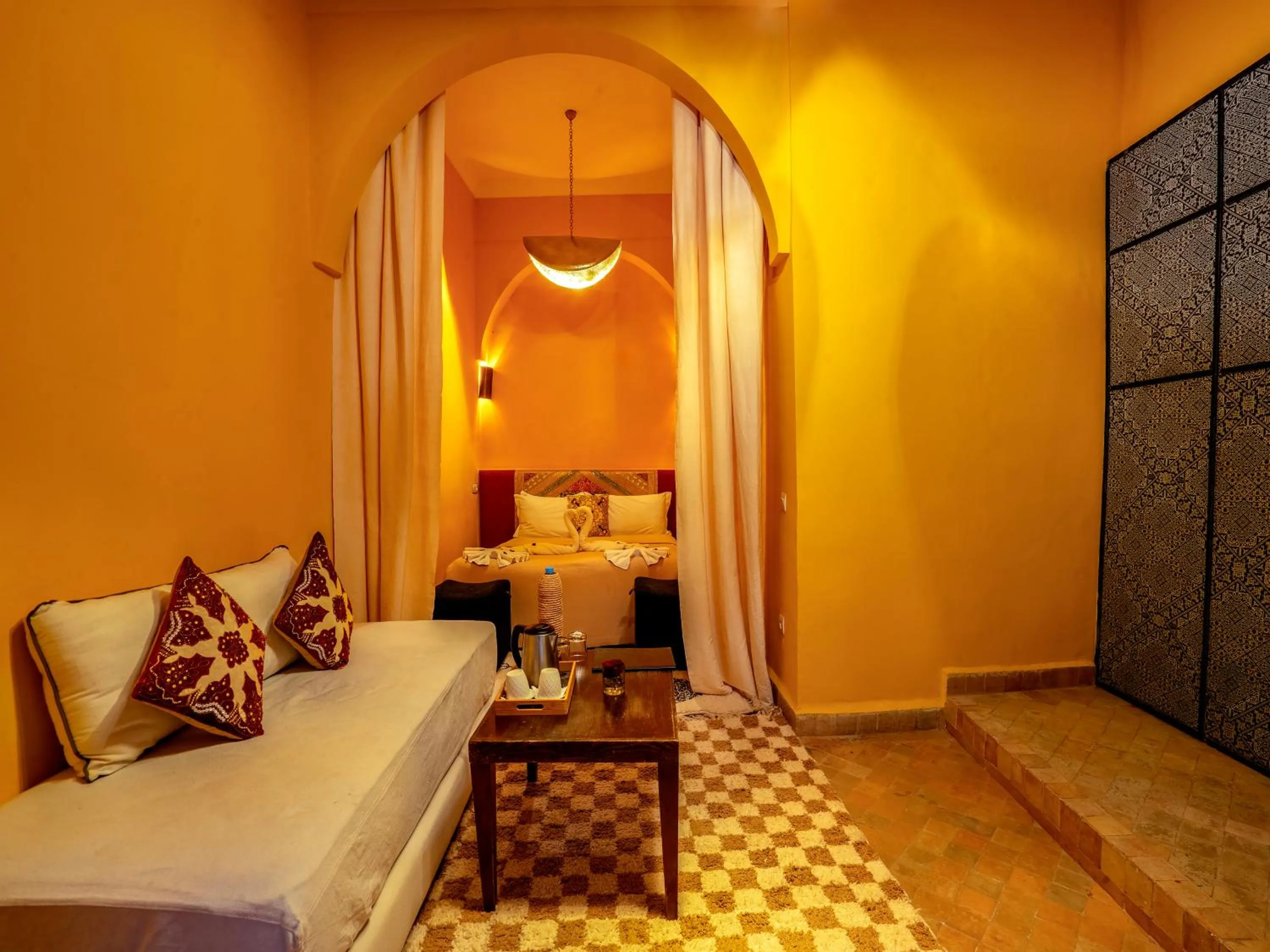 Seating area, Bed in Riad Maialou & SPA