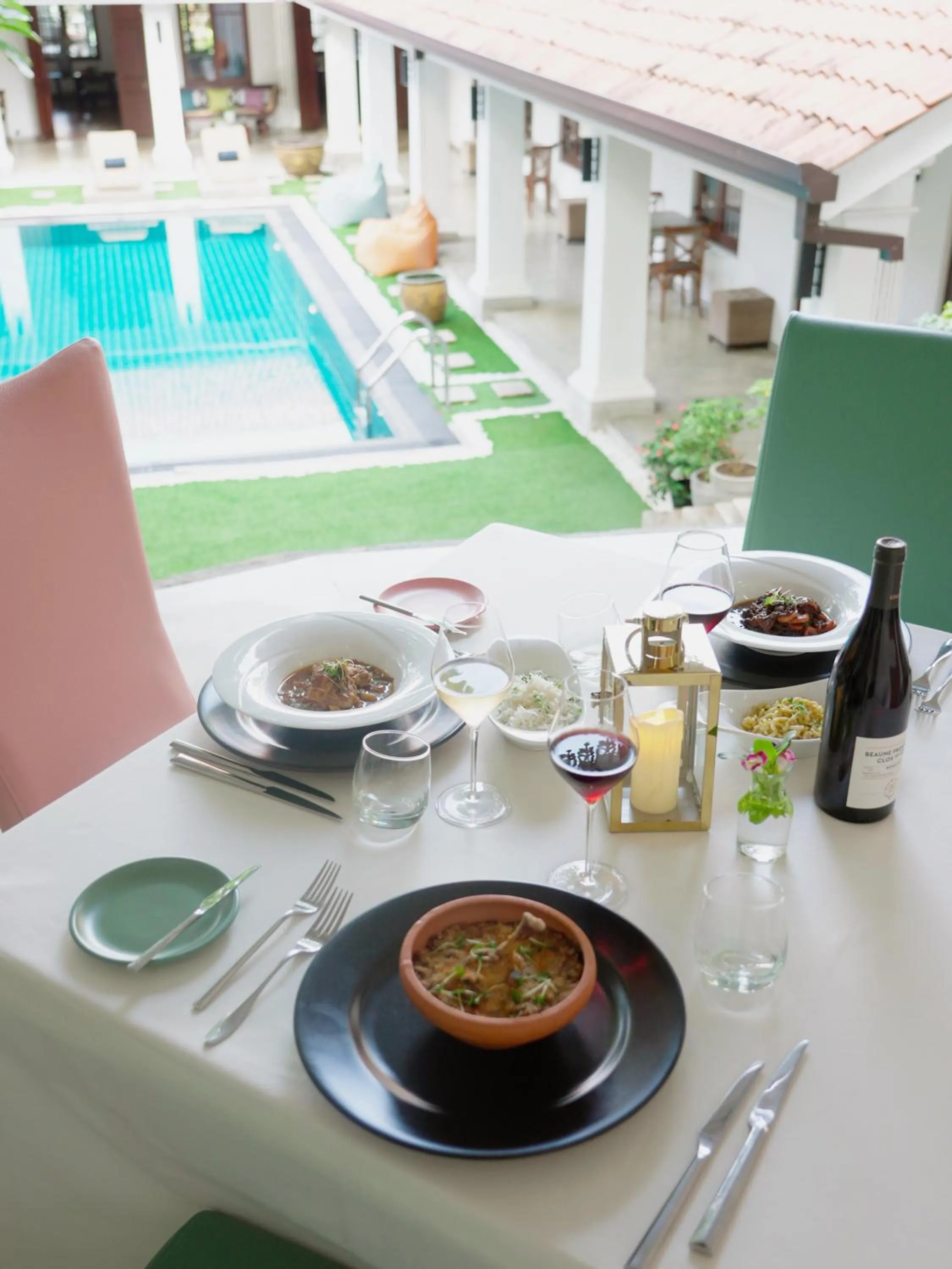 Restaurant/places to eat in La Maison de Colombo