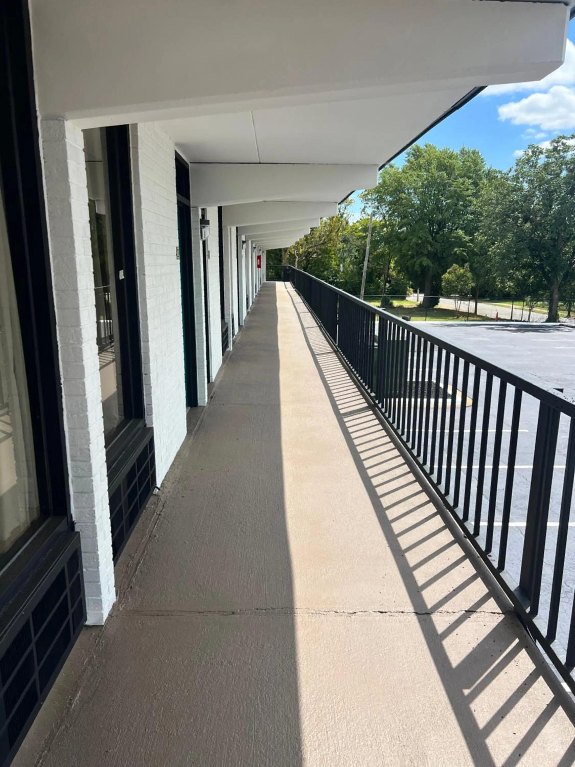 Day in Clarion Pointe Winston - Salem Downtown