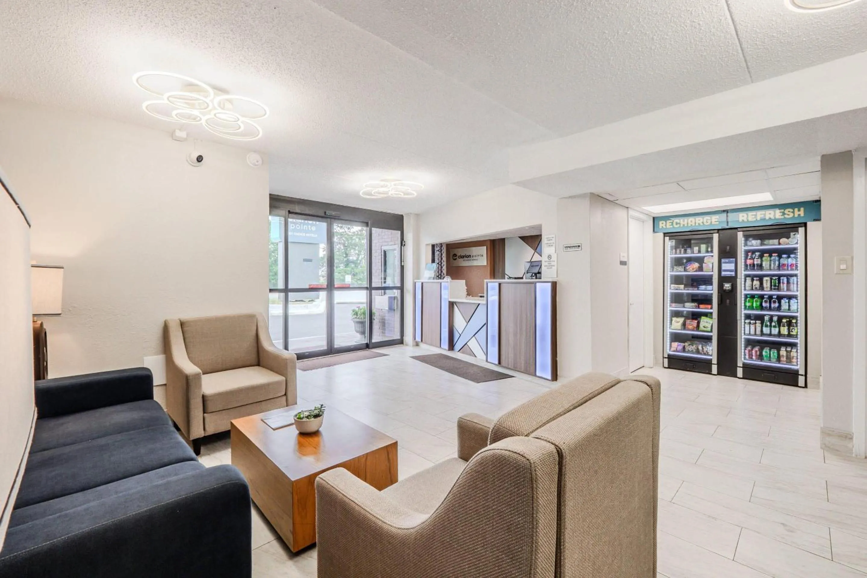 Lobby or reception in Clarion Pointe Winston - Salem Downtown