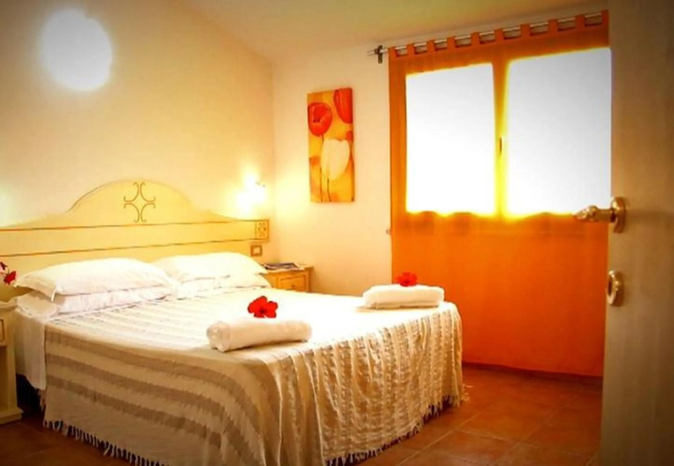 Bedroom, Bed in Rey beach Club