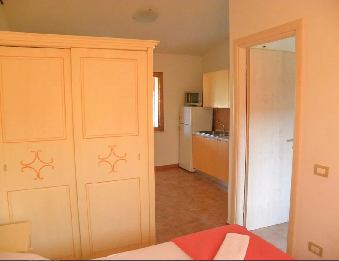 Bed in Rey beach Club