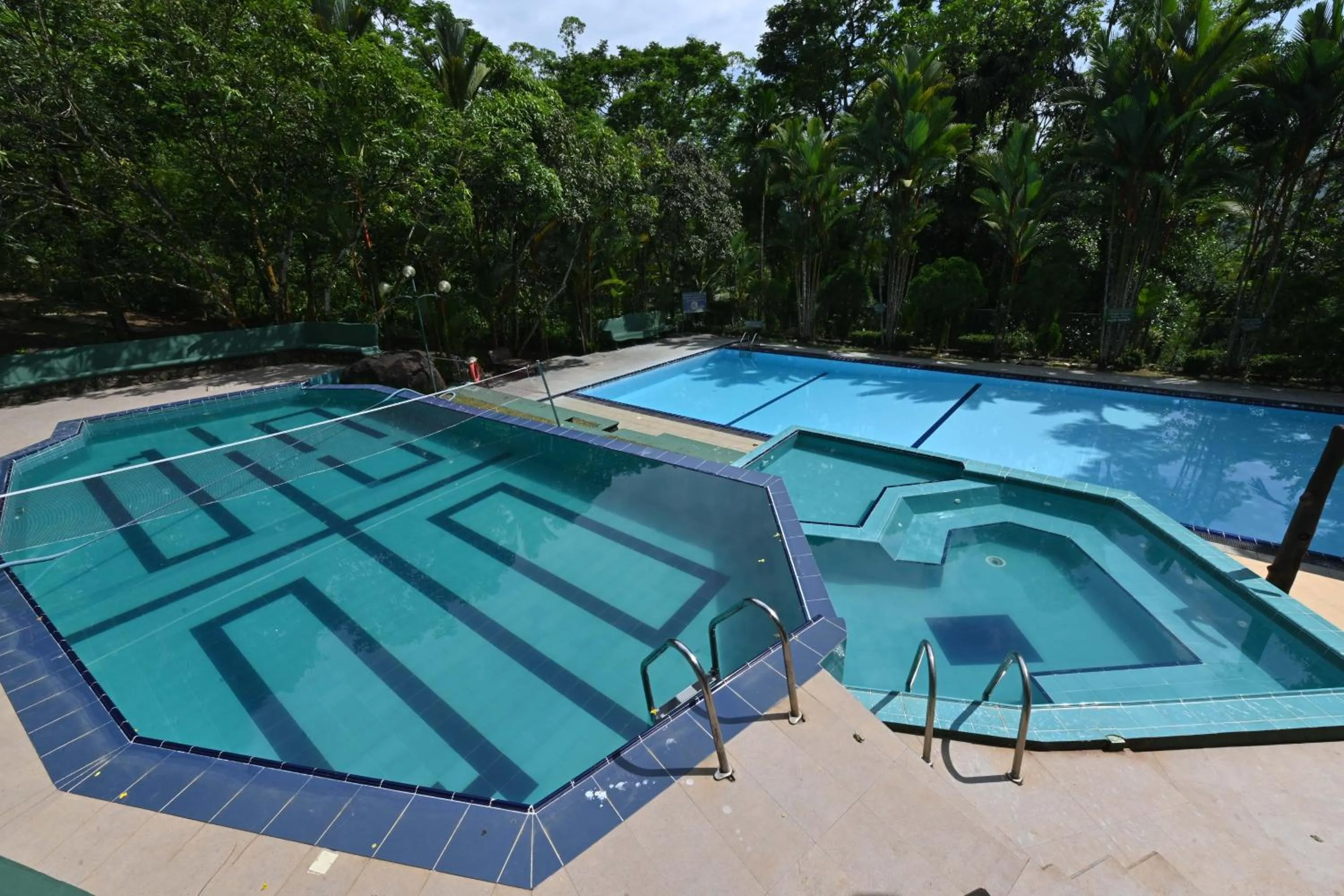Swimming pool in Wijaya Holiday Resort