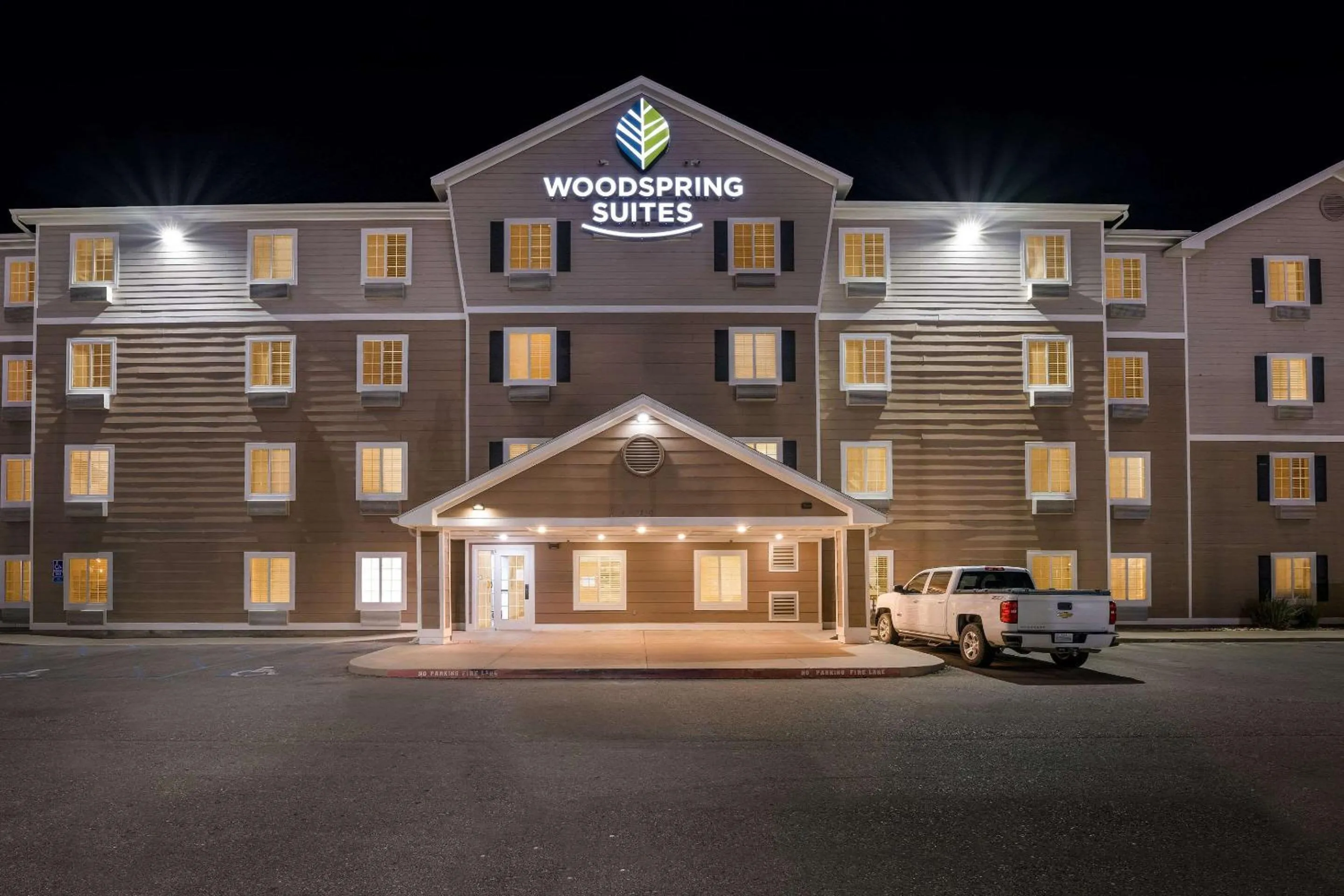 Property building in WoodSpring Suites Hobbs