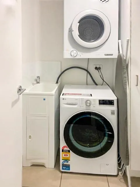 washing machine in Direct Collective - Breeze on Brightwater