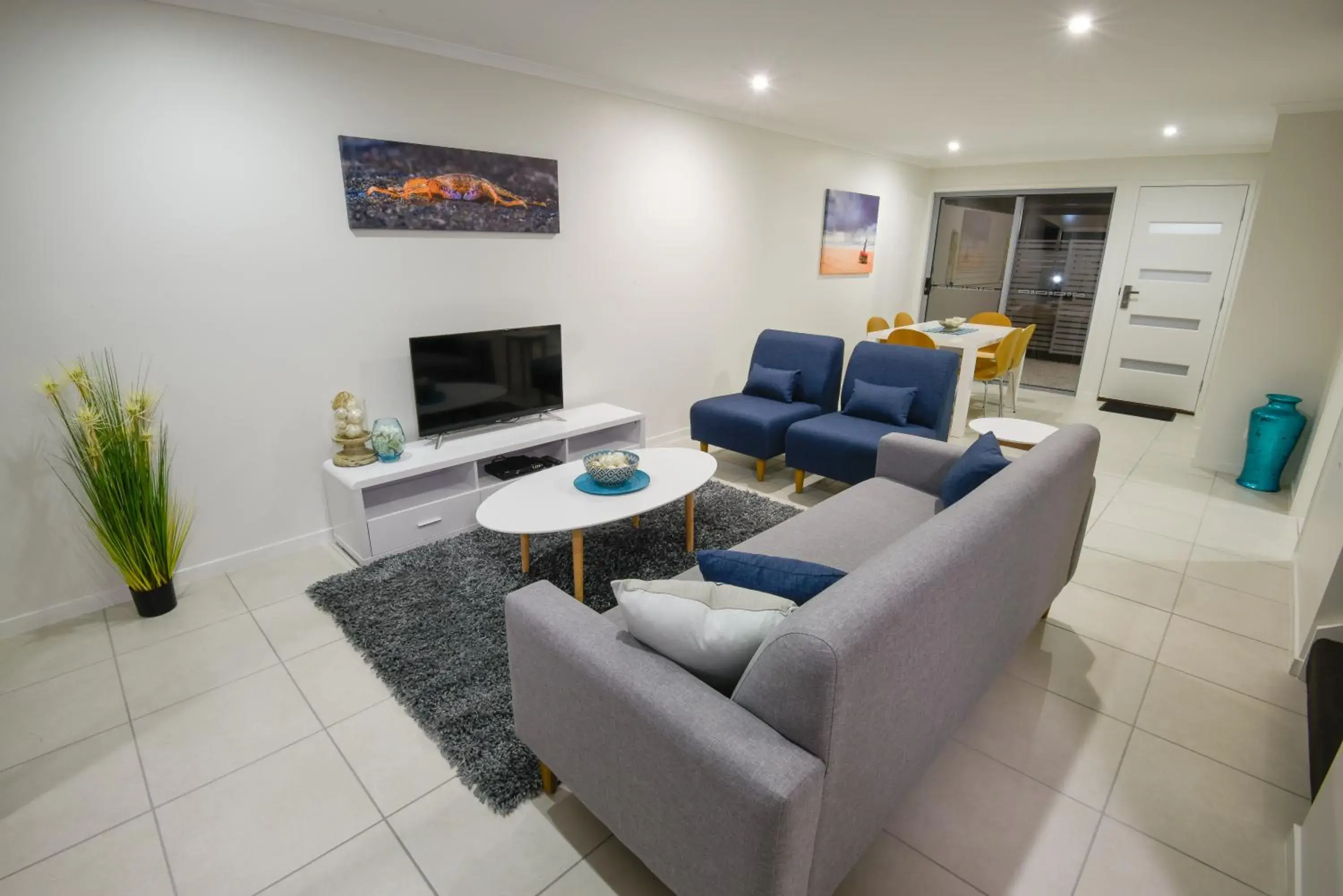 Four-Bedroom Townhouse in Direct Collective - Breeze on Brightwater Four-Bedroom Townhouse in Direct Collective - Breeze on Brightwater