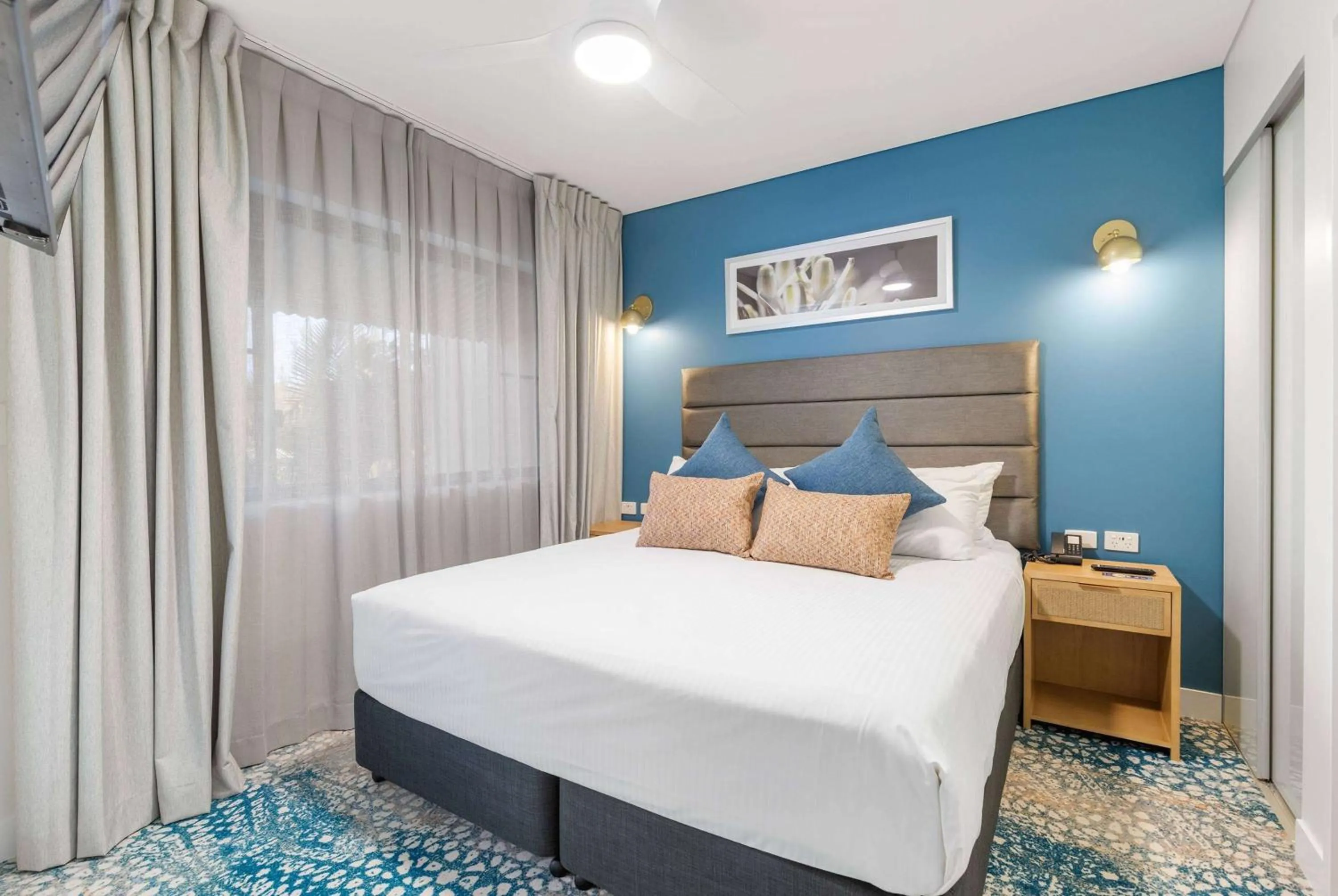 Photo of the whole room, Bed in Club Wyndham Coffs Harbour, Trademark Collection by Wyndham