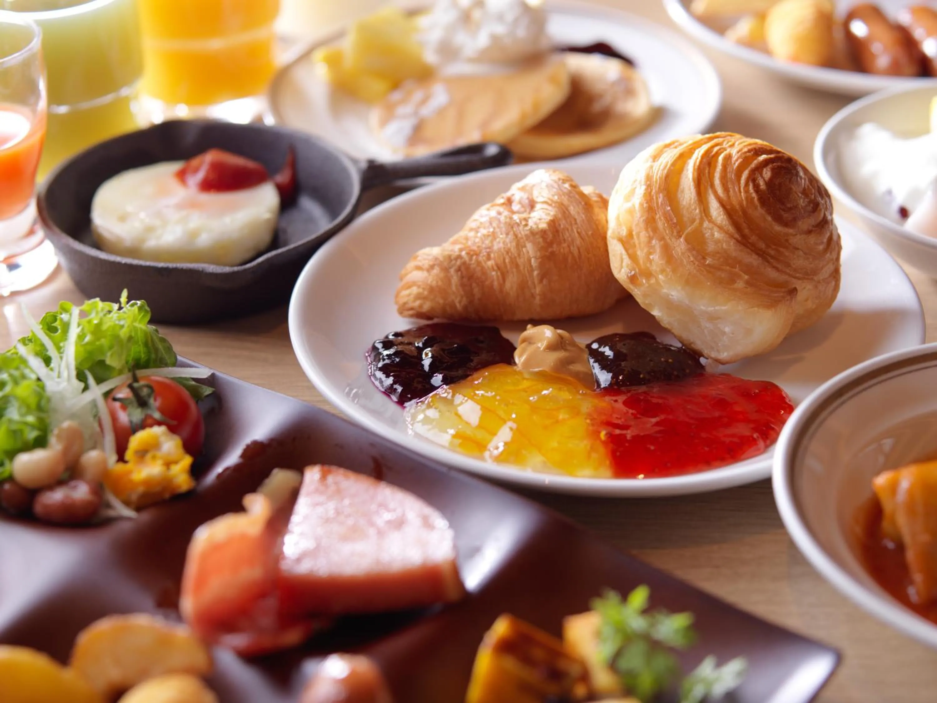 Buffet breakfast in Kiki Shiretoko Natural Resort