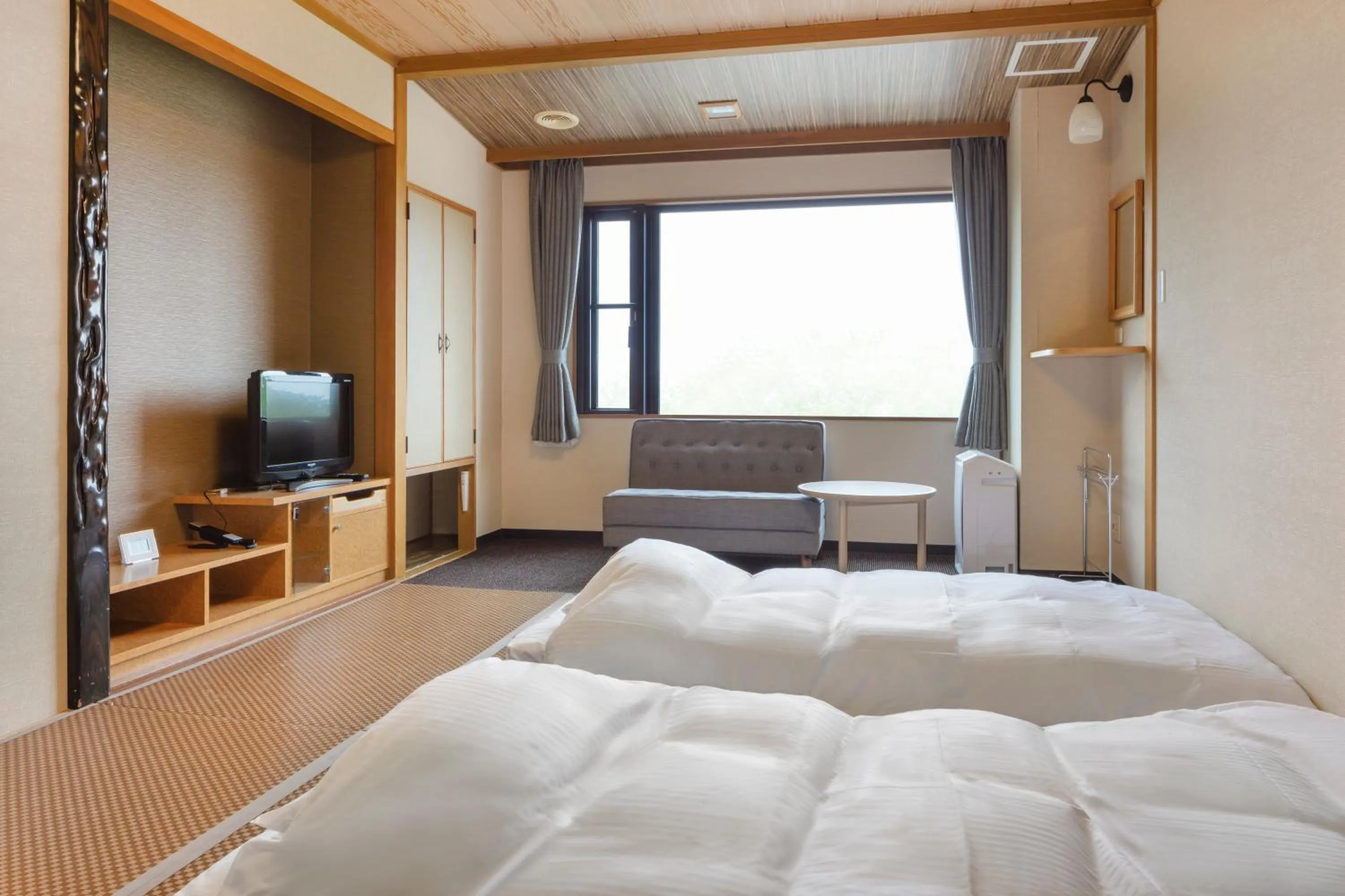 Photo of the whole room, Bed in Kiki Shiretoko Natural Resort