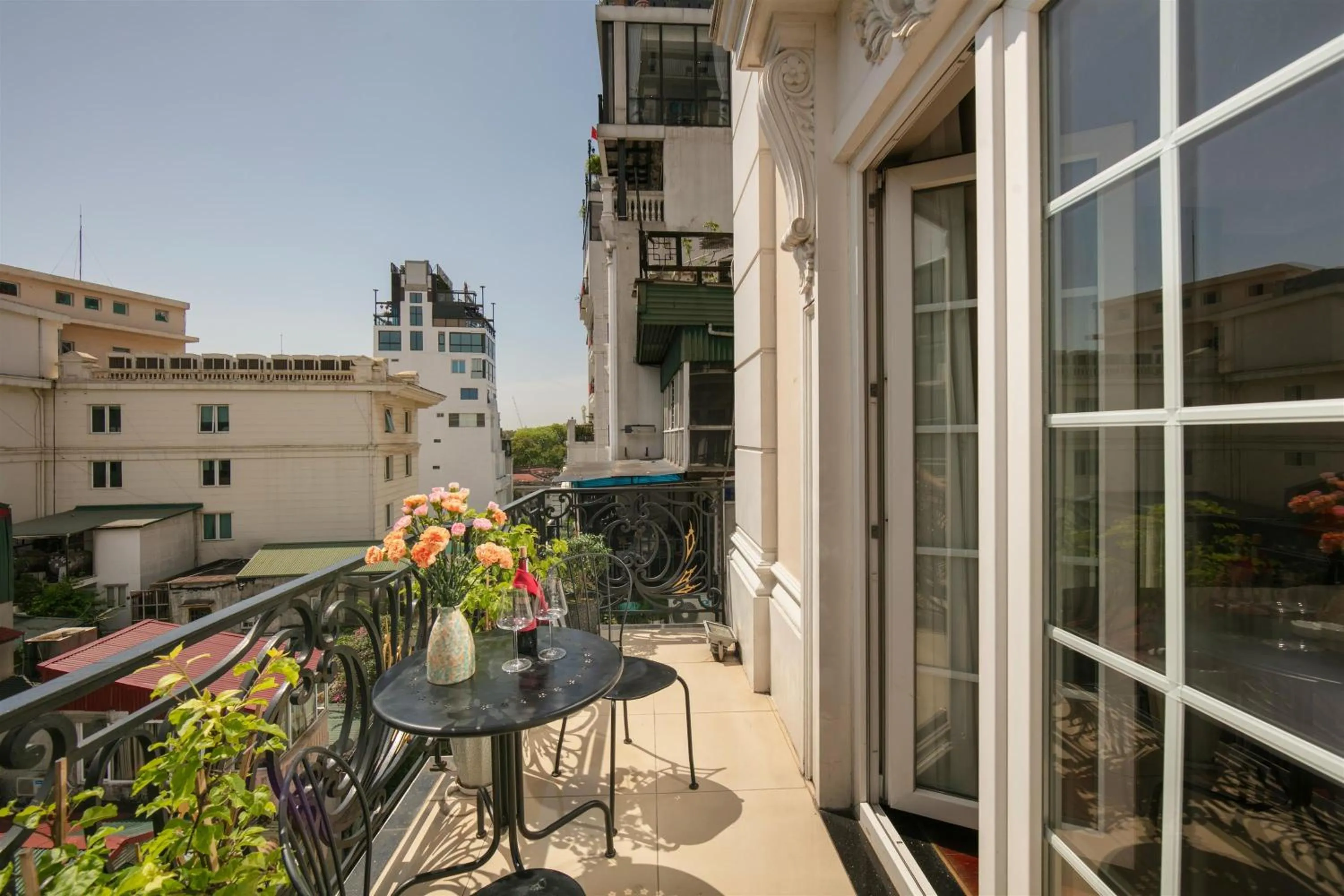 Balcony/Terrace in Sunline Central Hotel