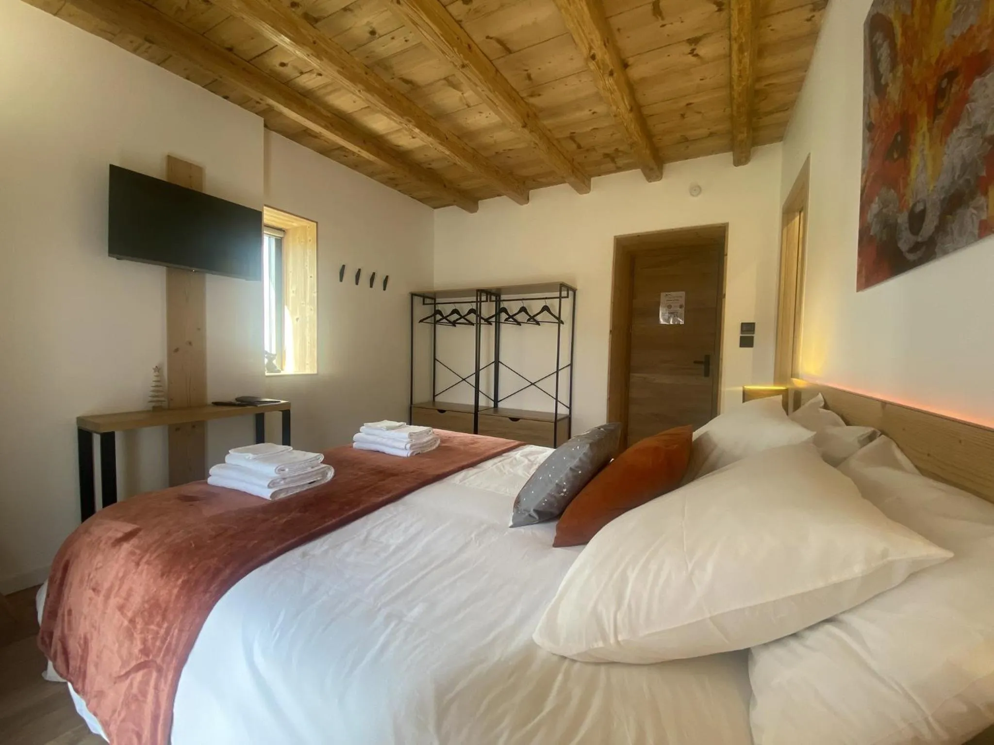 Bedroom, Bed in Du Côté de Chez Sou