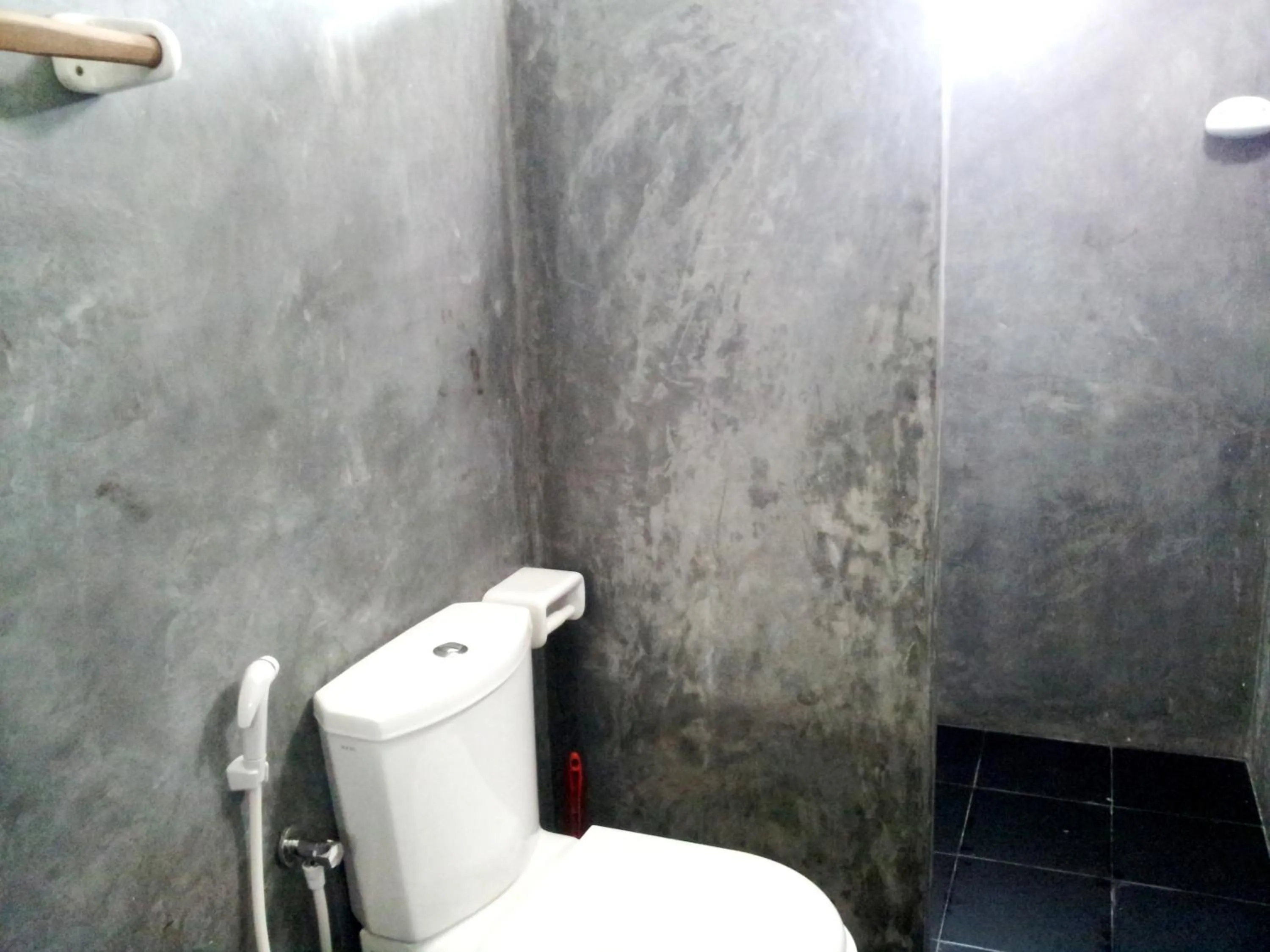 Bathroom in Ceylon Surf Guest and Restaurant