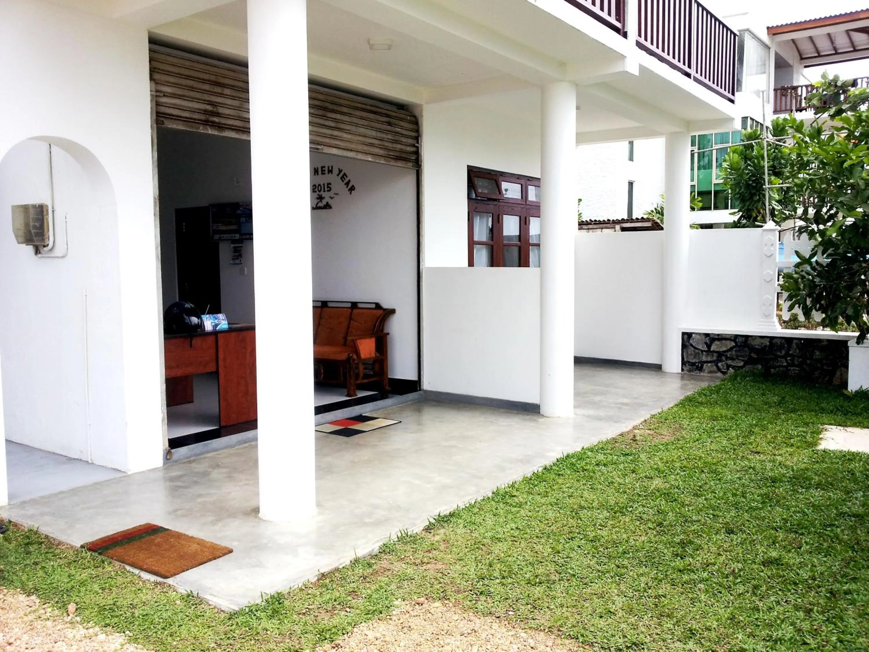 Garden in Ceylon Surf Guest and Restaurant