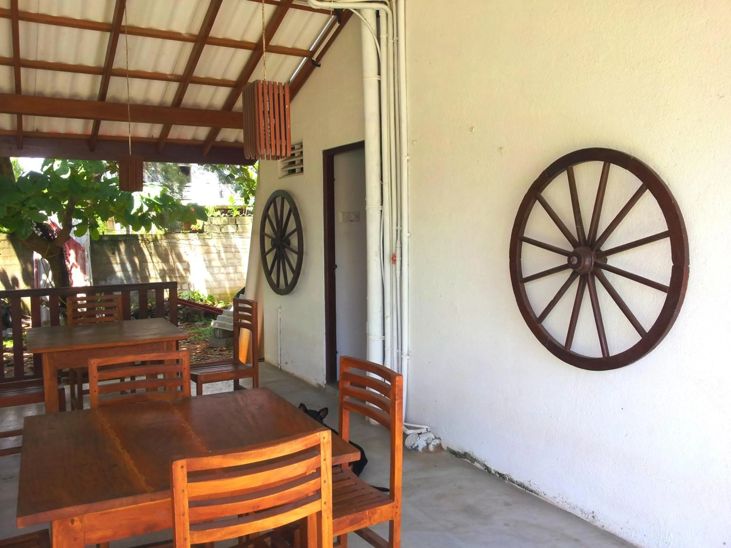 Ceylon Surf Guest and Restaurant