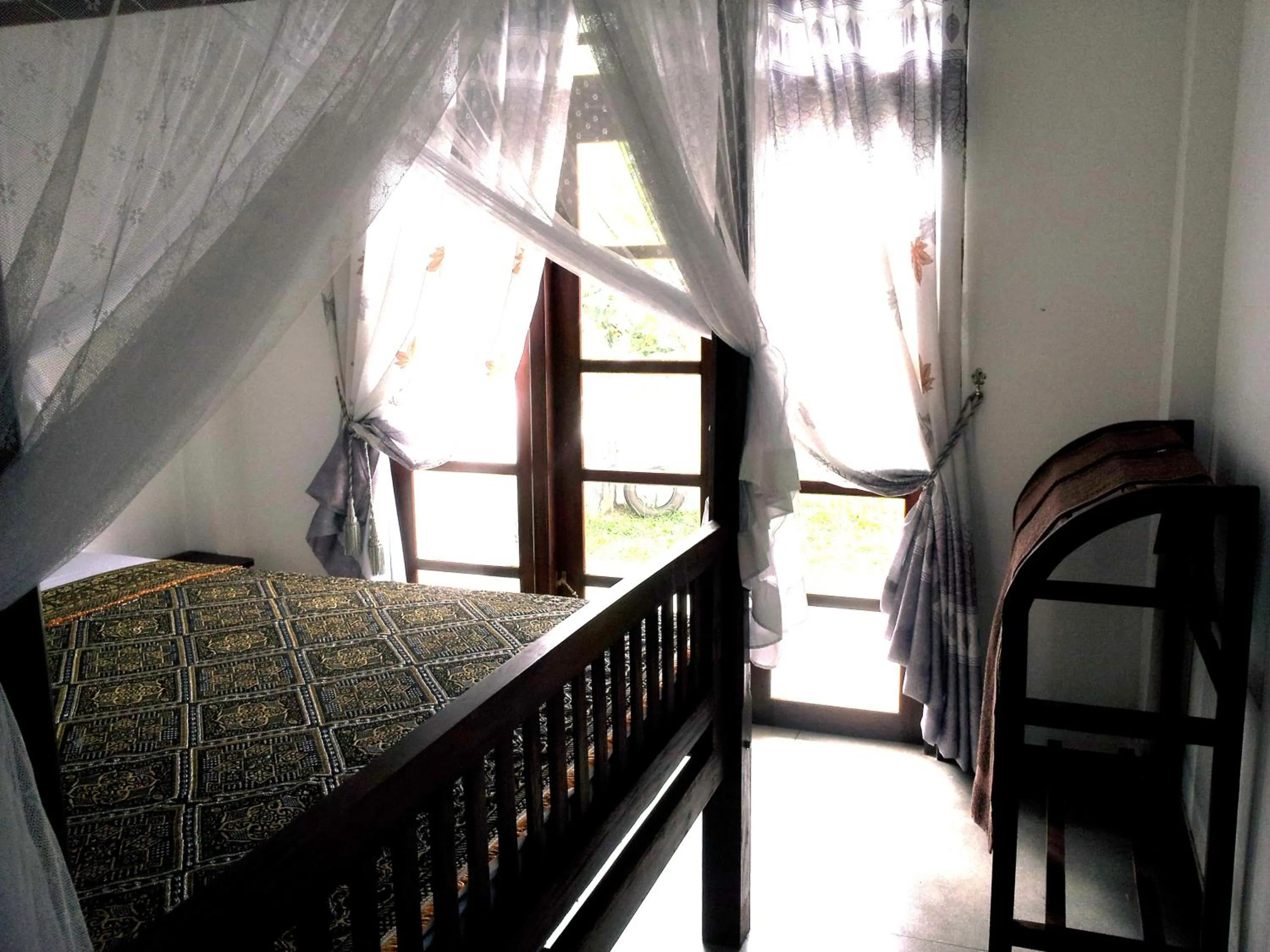 Bed in Ceylon Surf Guest and Restaurant