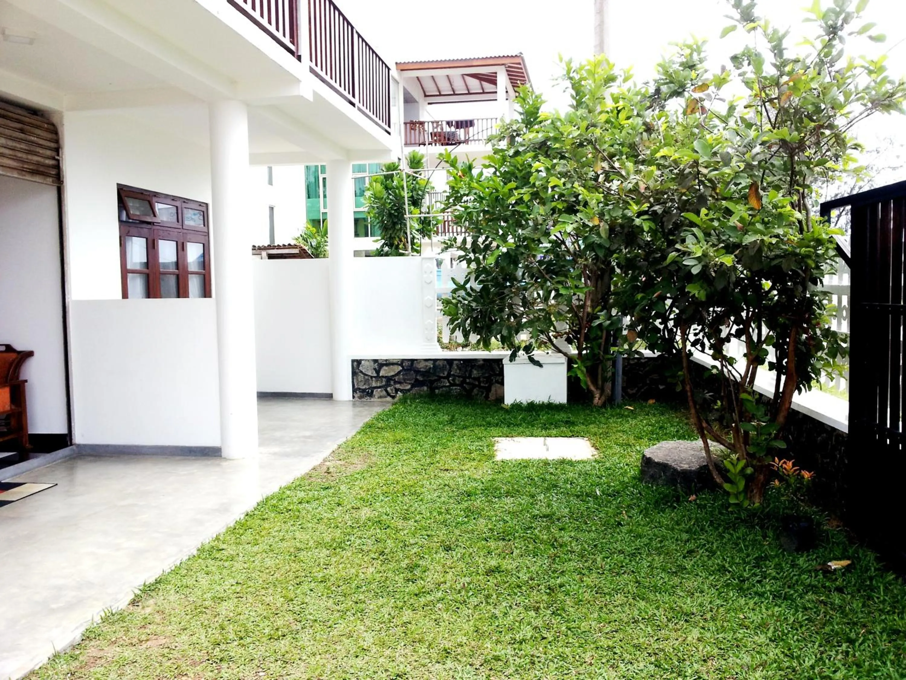 Ceylon Surf Guest and Restaurant