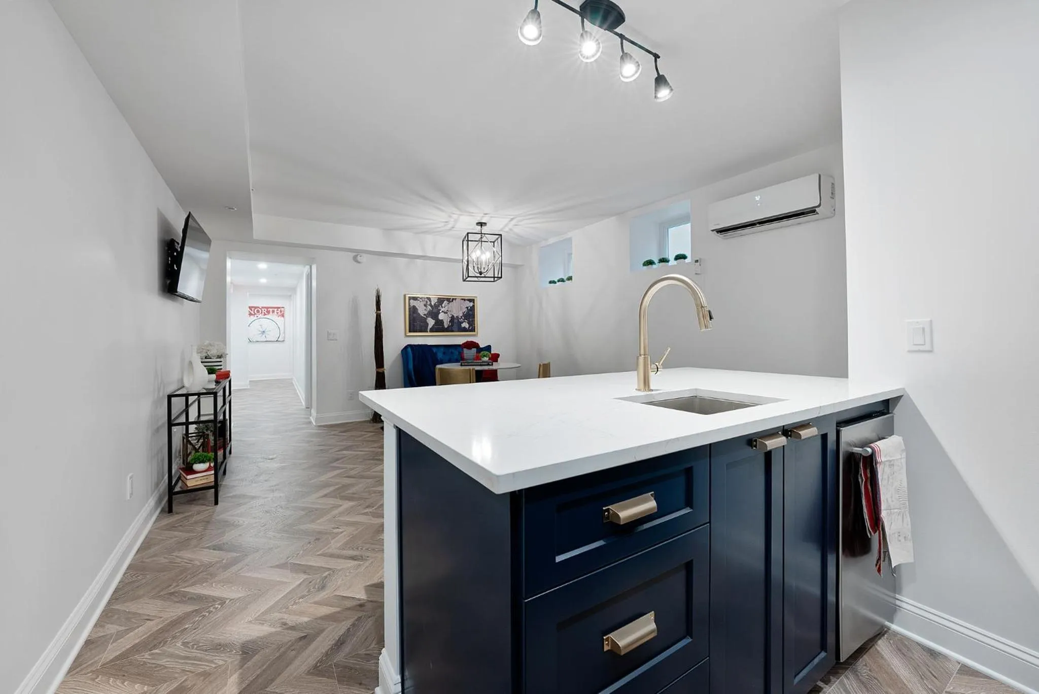 Property building in The Washington Downtown Boutique Hotel