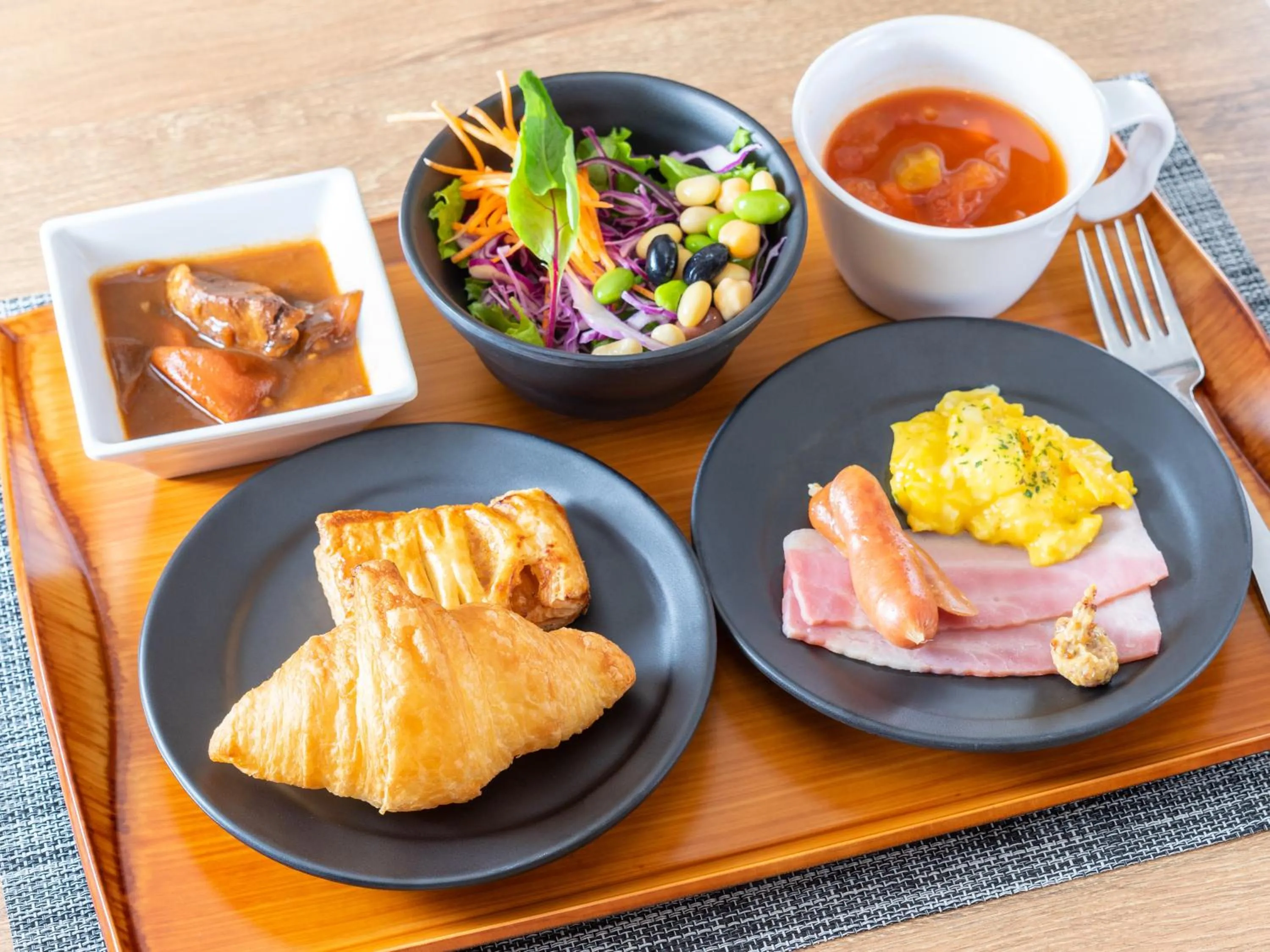 Breakfast in Super Hotel Ikebukuro-Eki Kitaguchi