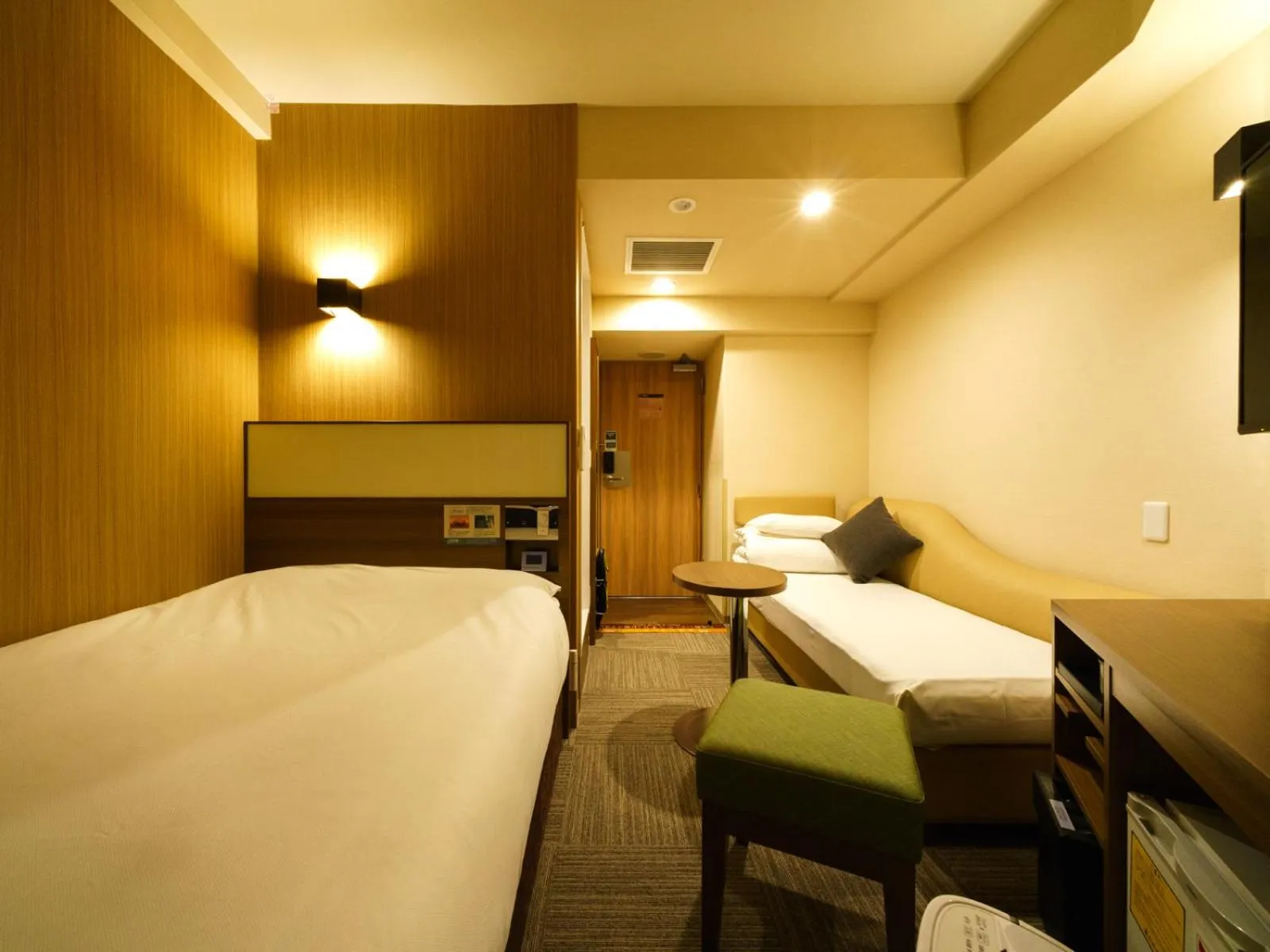 Photo of the whole room, Bed in Super Hotel Ikebukuro-Eki Kitaguchi