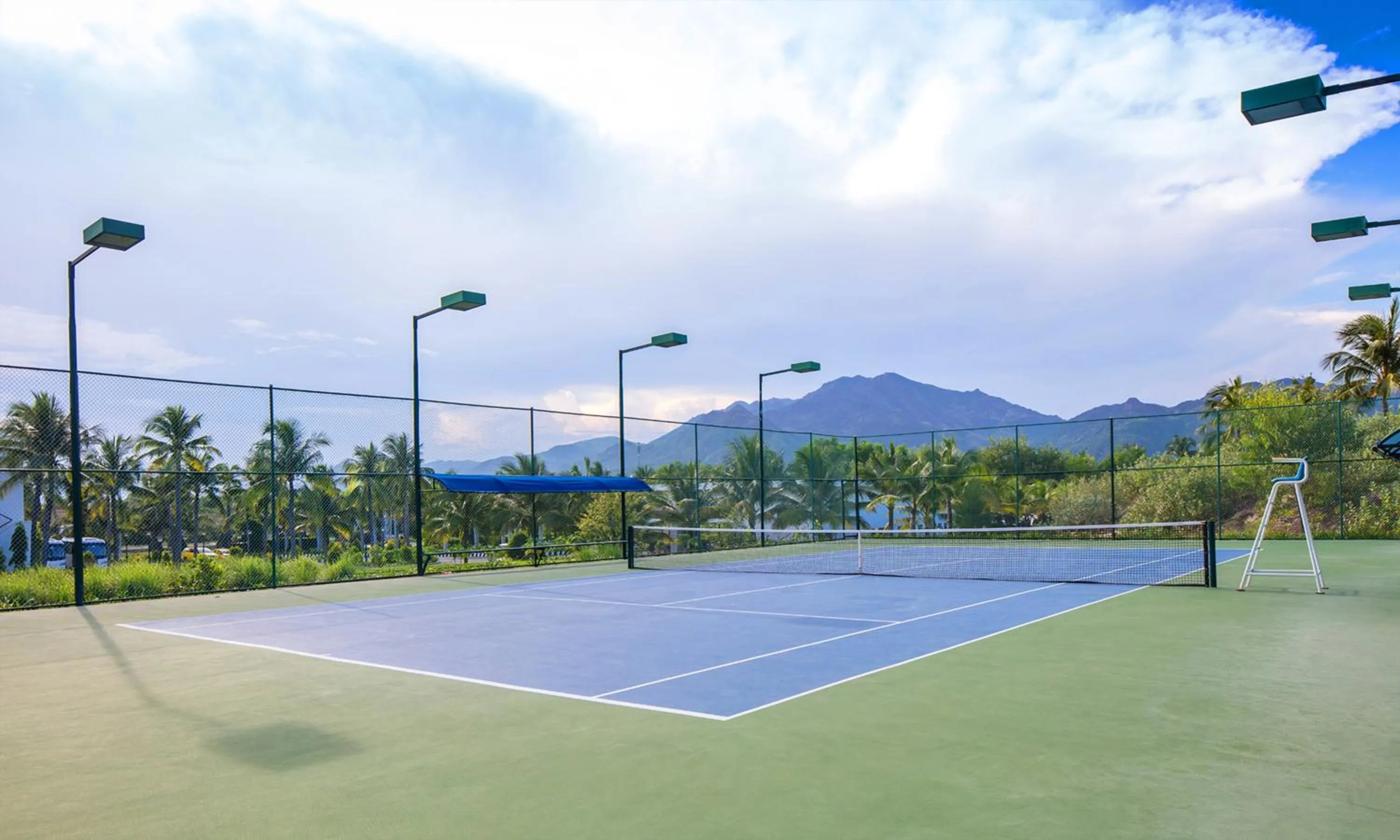 Tennis court in Cam Ranh Riviera Beach Resort & Spa