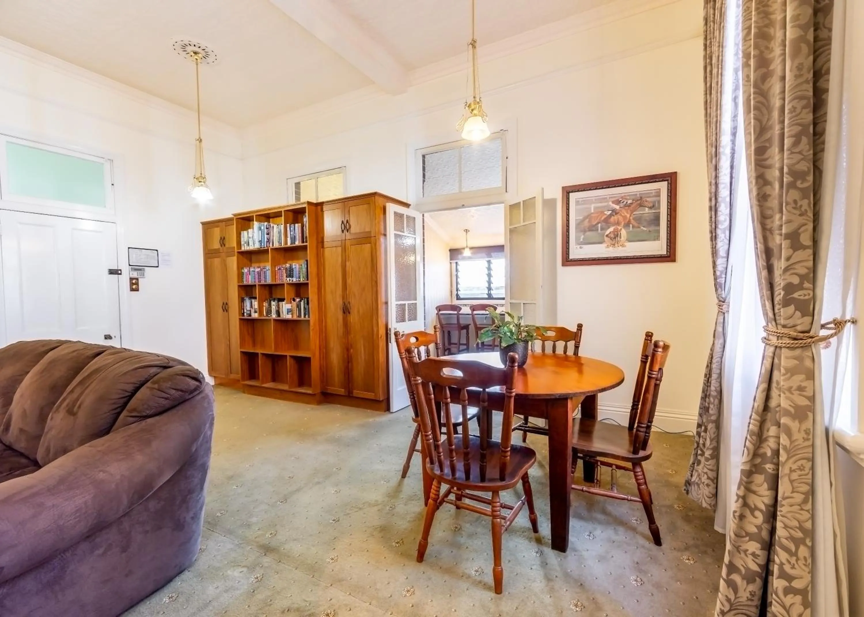 Criterion Warwick Hotel