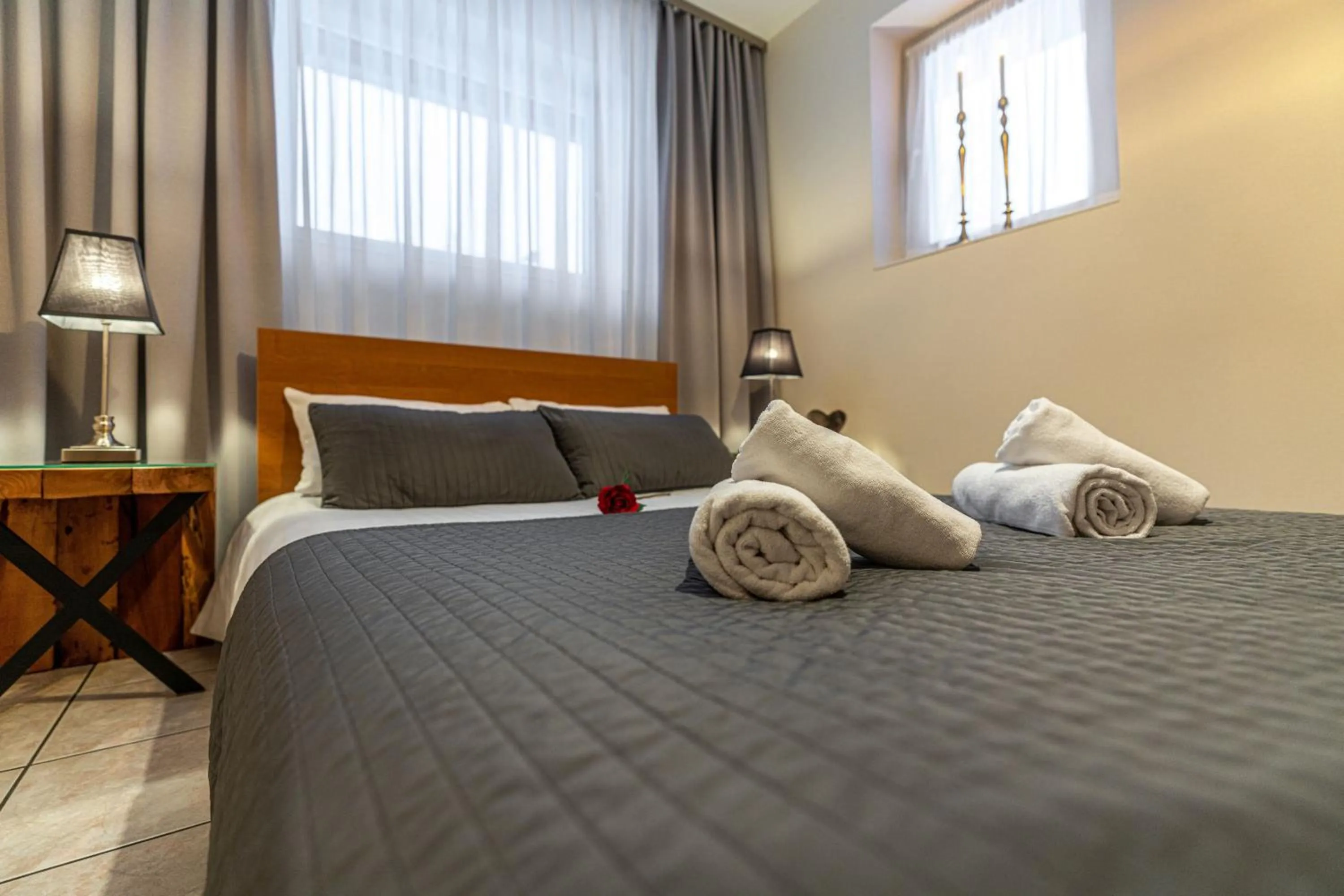 Bed in Liberta INN - Pokoje Gościnne