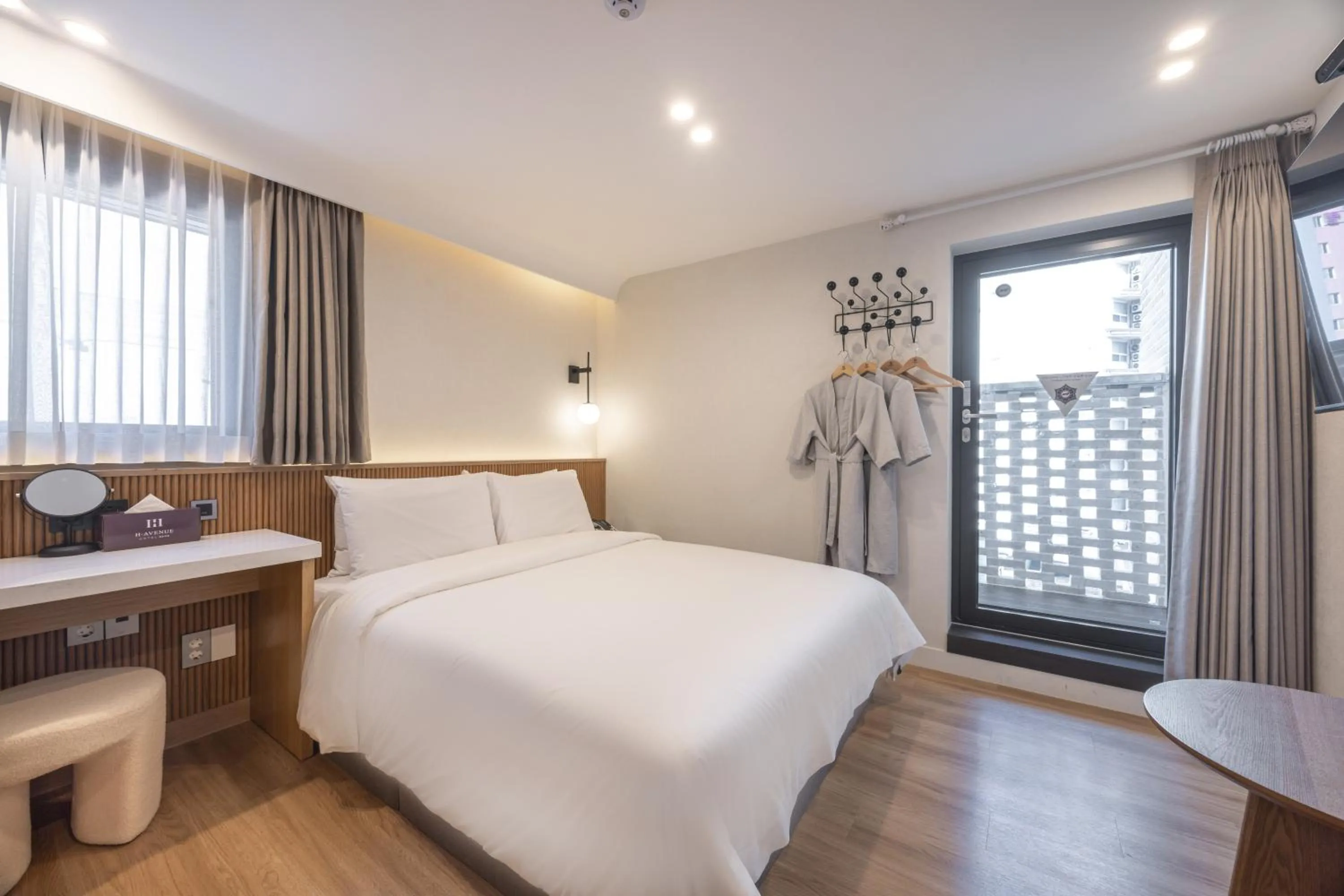 Bed in H-Avenue Hotel Haeundae