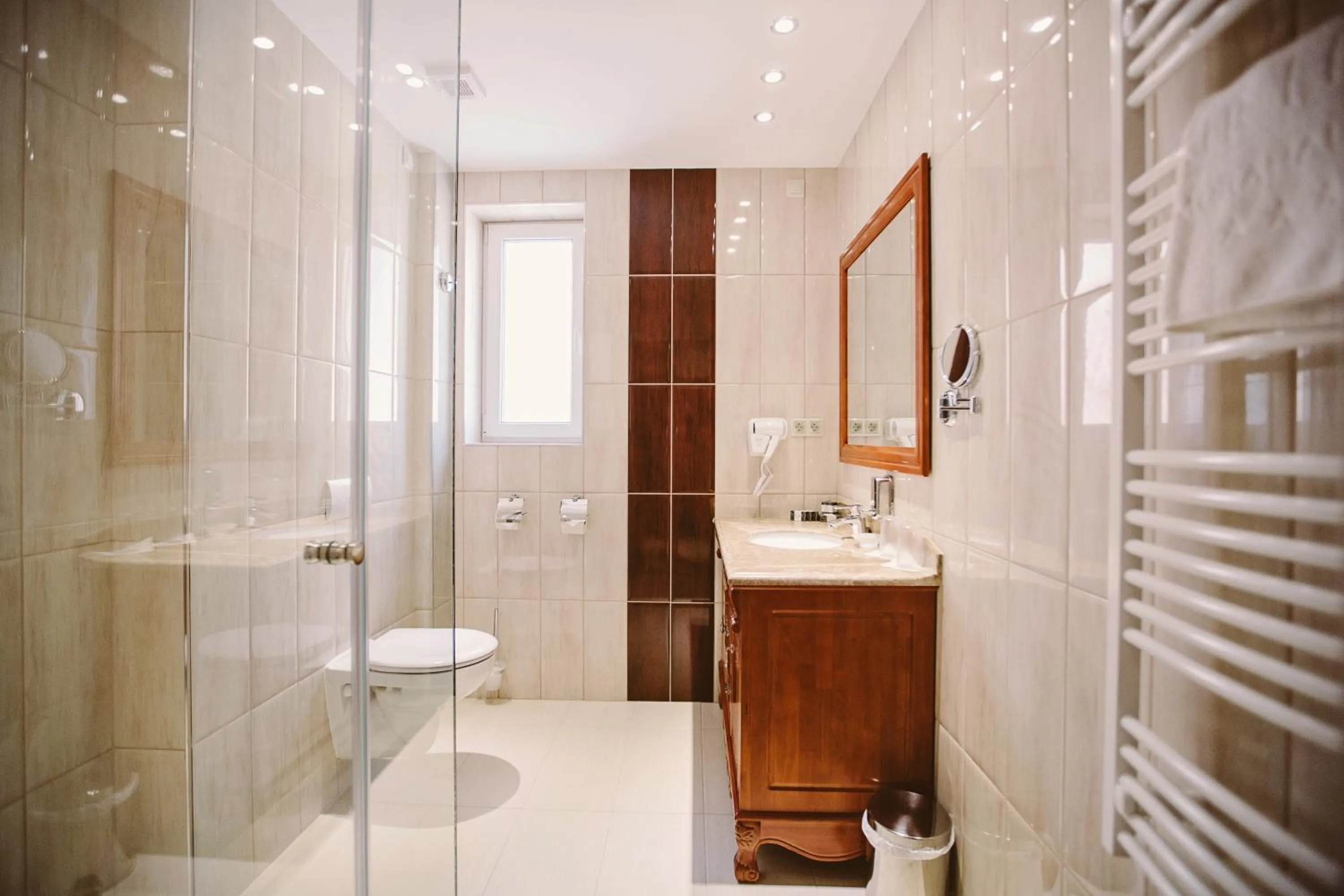 Bathroom in Elixír Medical Wellness Hotel