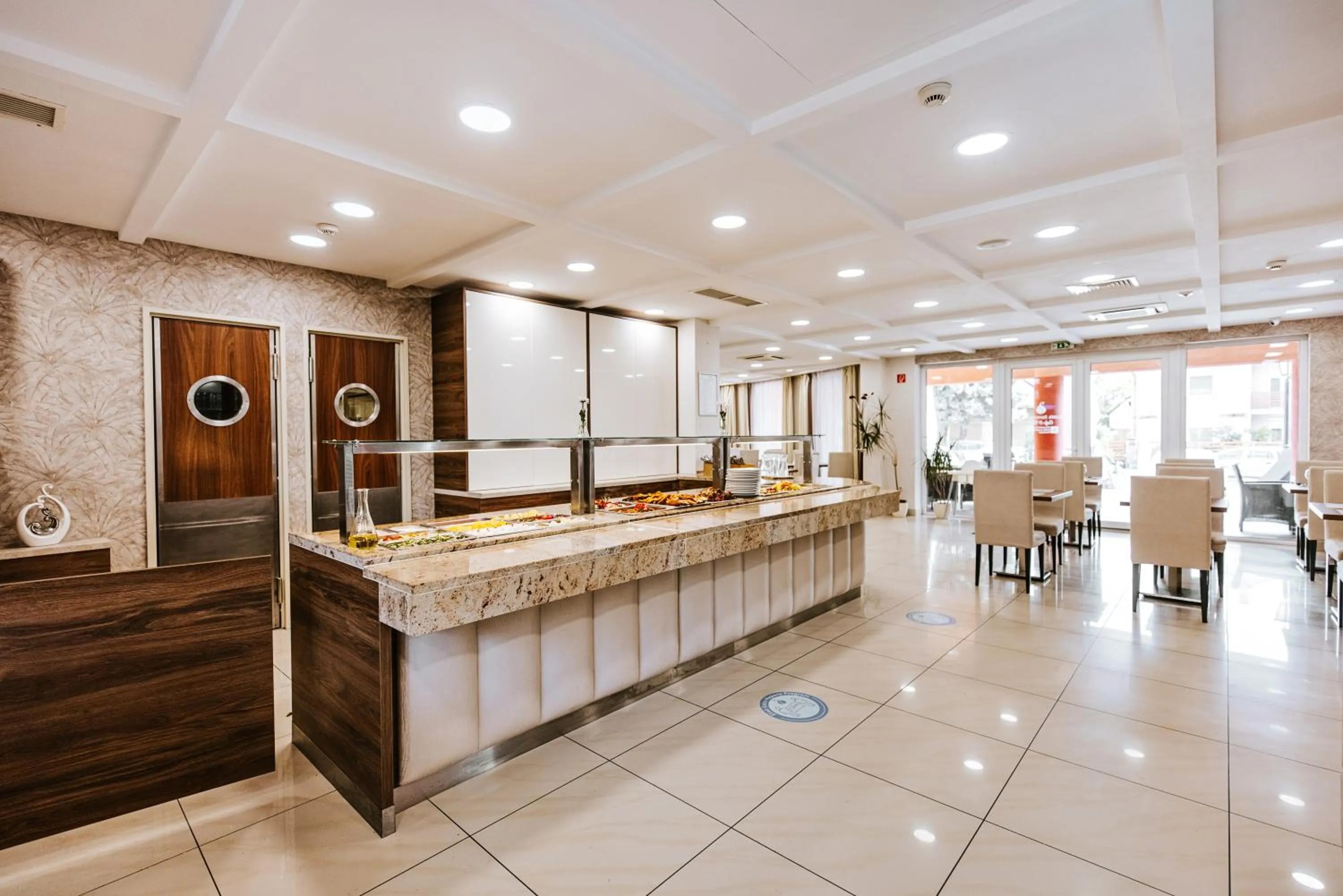 Restaurant/places to eat in Elixír Medical Wellness Hotel