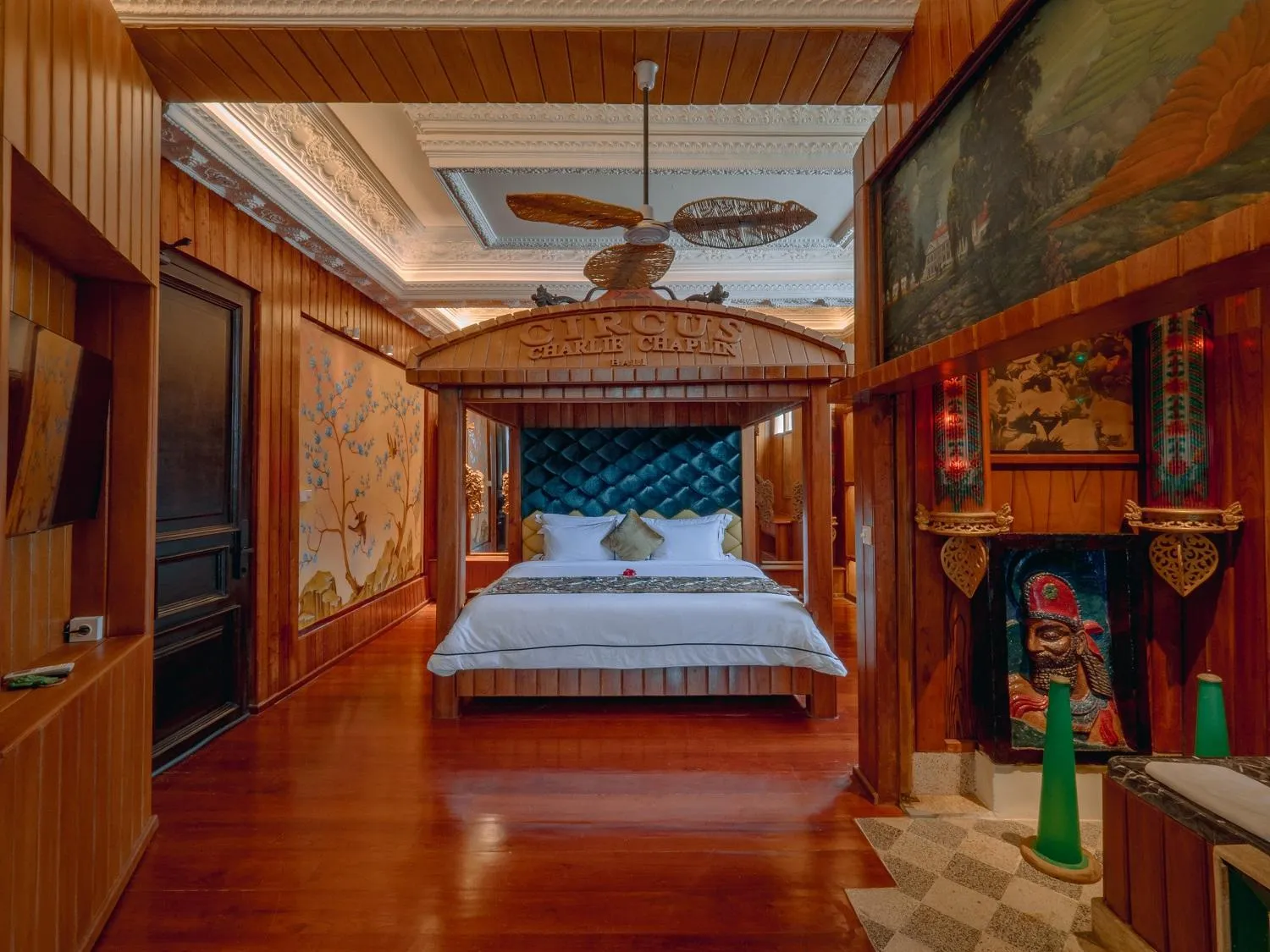 Bedroom, Bed in House of Tugu, Old Town Jakarta