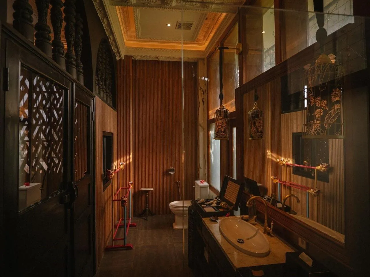 Bathroom in House of Tugu, Old Town Jakarta