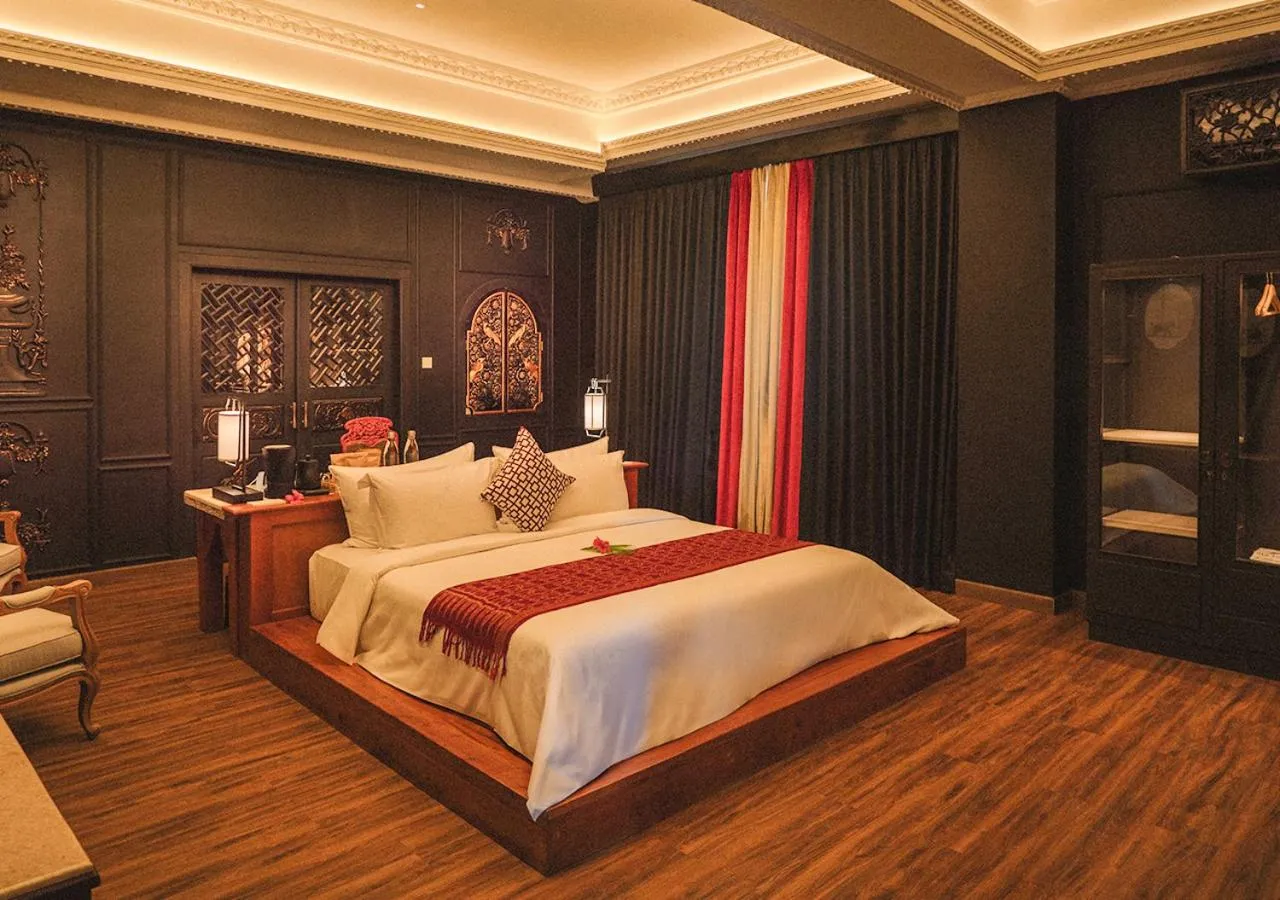 Bedroom, Bed in House of Tugu, Old Town Jakarta