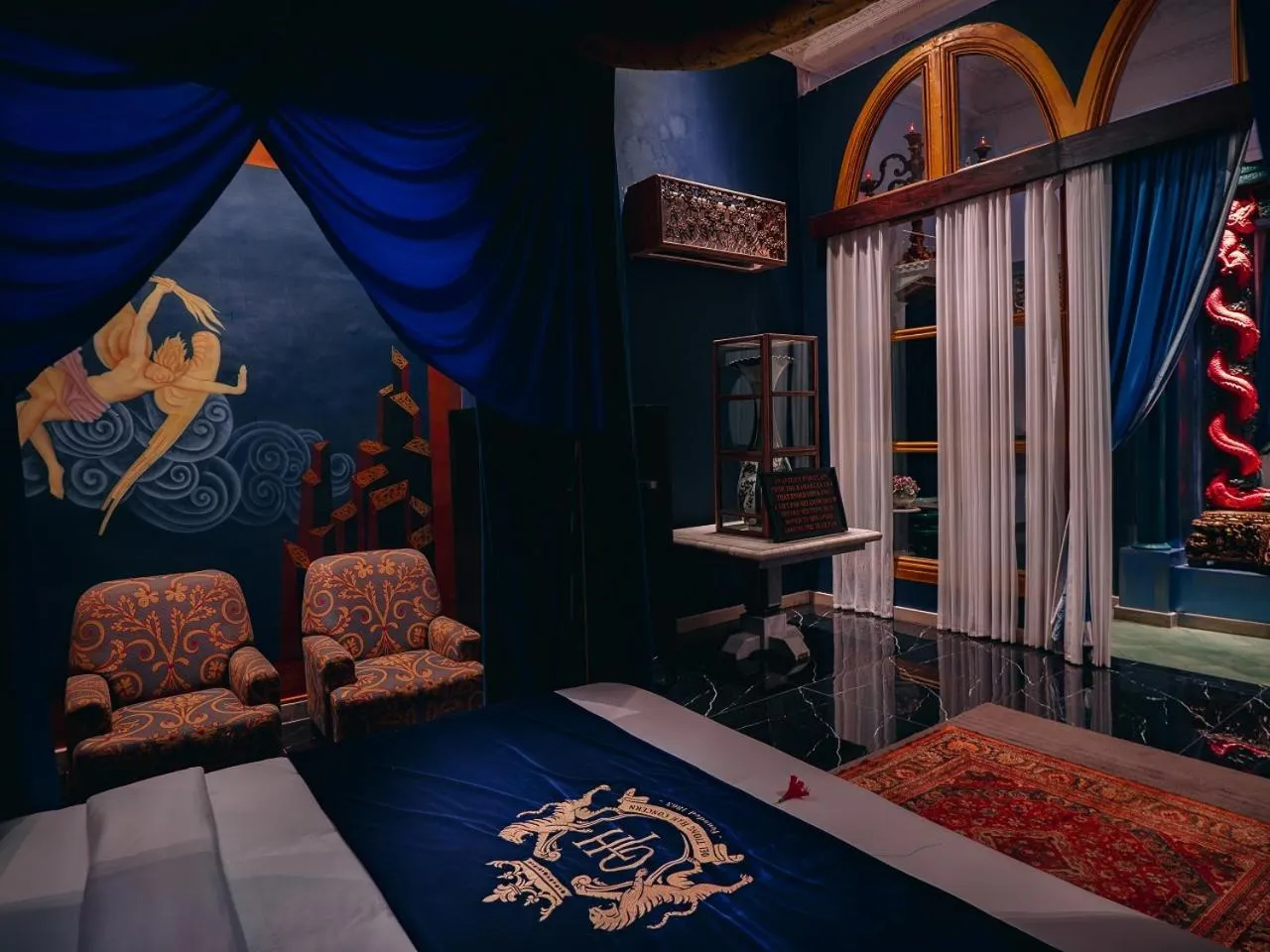 Bedroom, Bed in House of Tugu, Old Town Jakarta