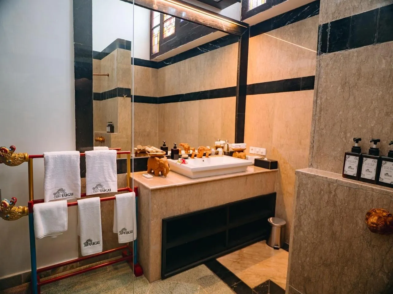 Bathroom in House of Tugu, Old Town Jakarta