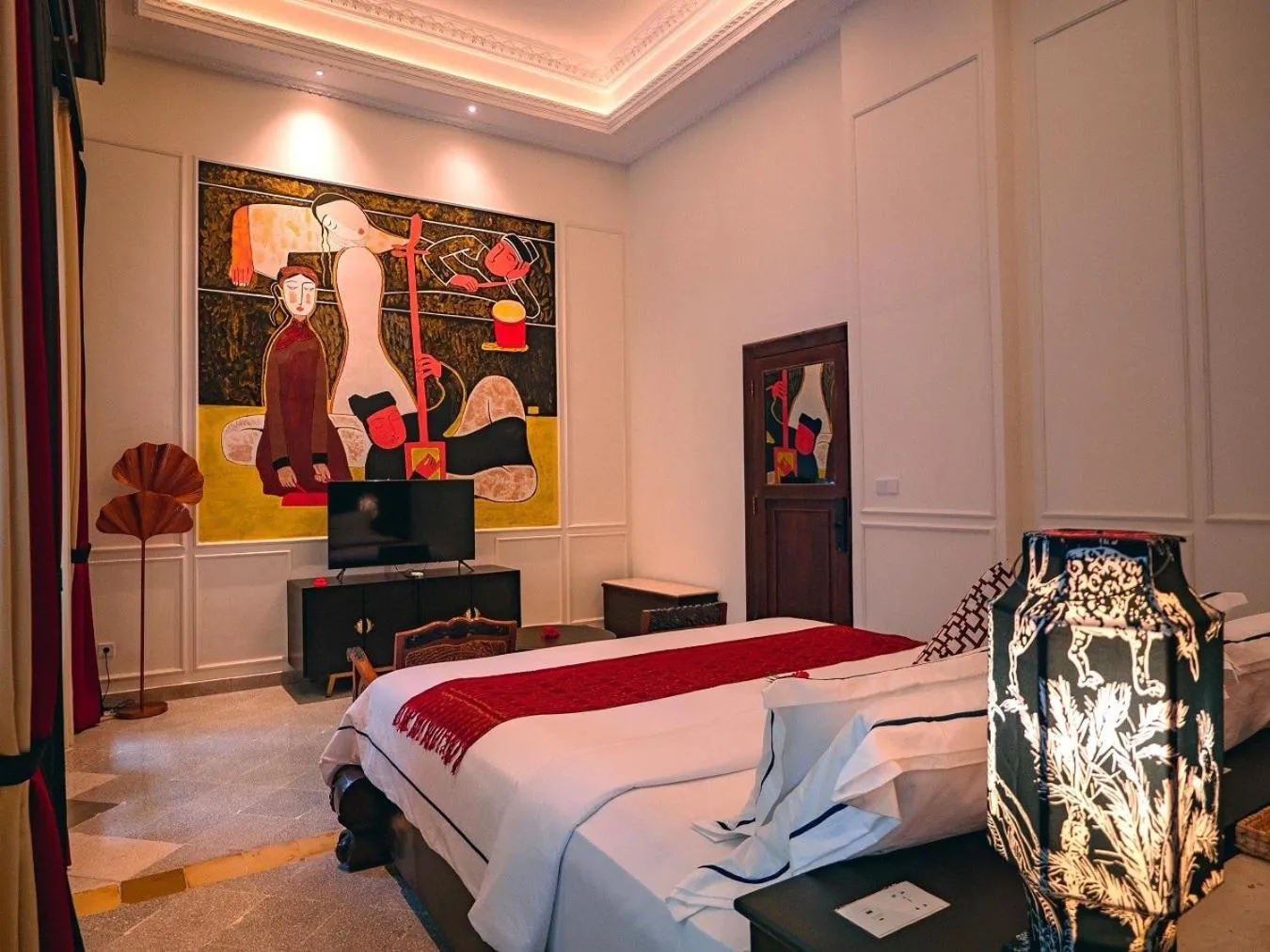 Bedroom, Bed in House of Tugu, Old Town Jakarta