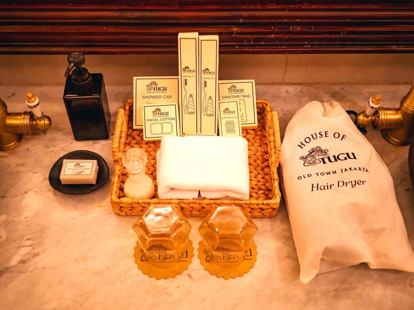 Bathroom in House of Tugu, Old Town Jakarta