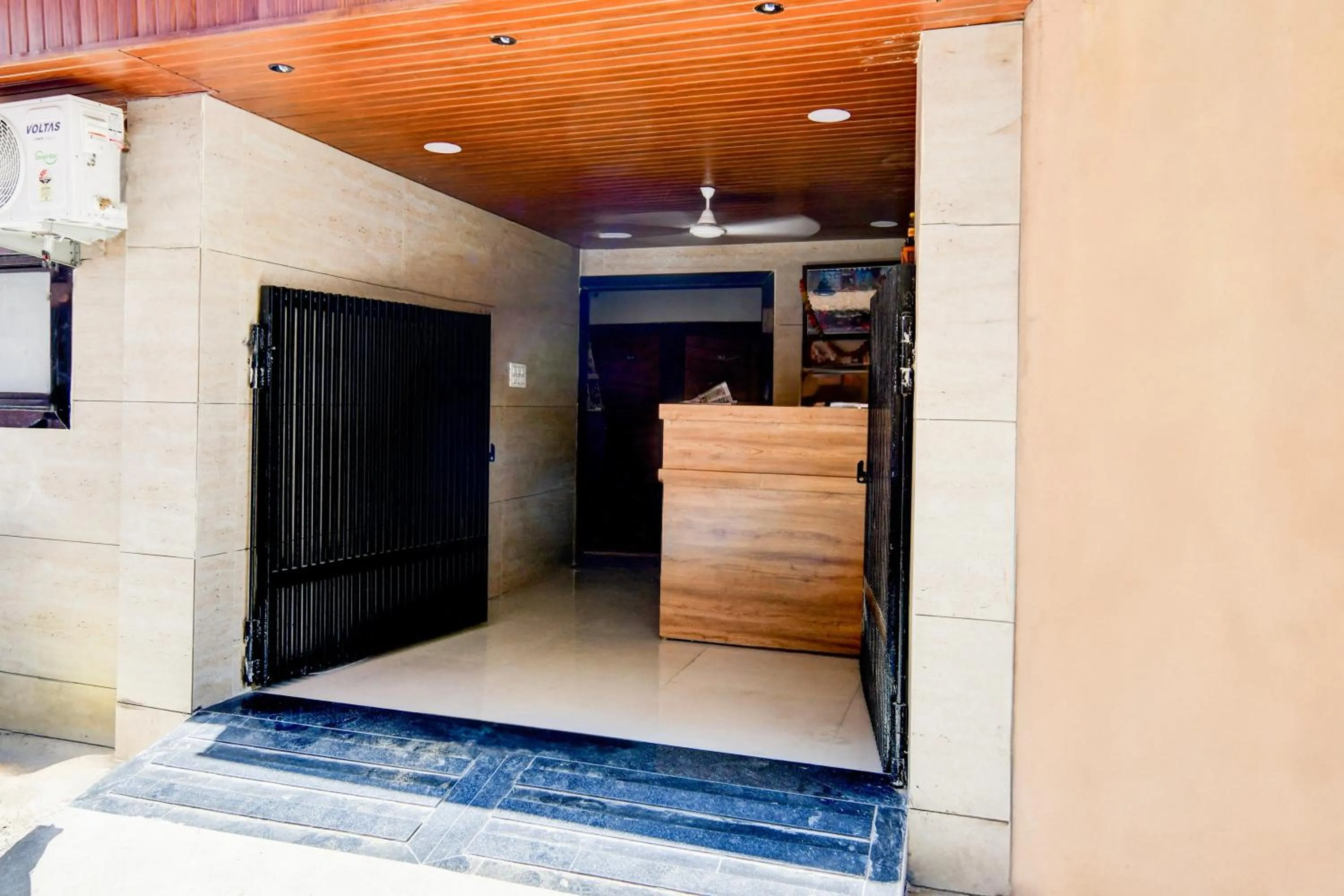 Facade/entrance in Hotel O D.V Near Medanta Hospital Indore